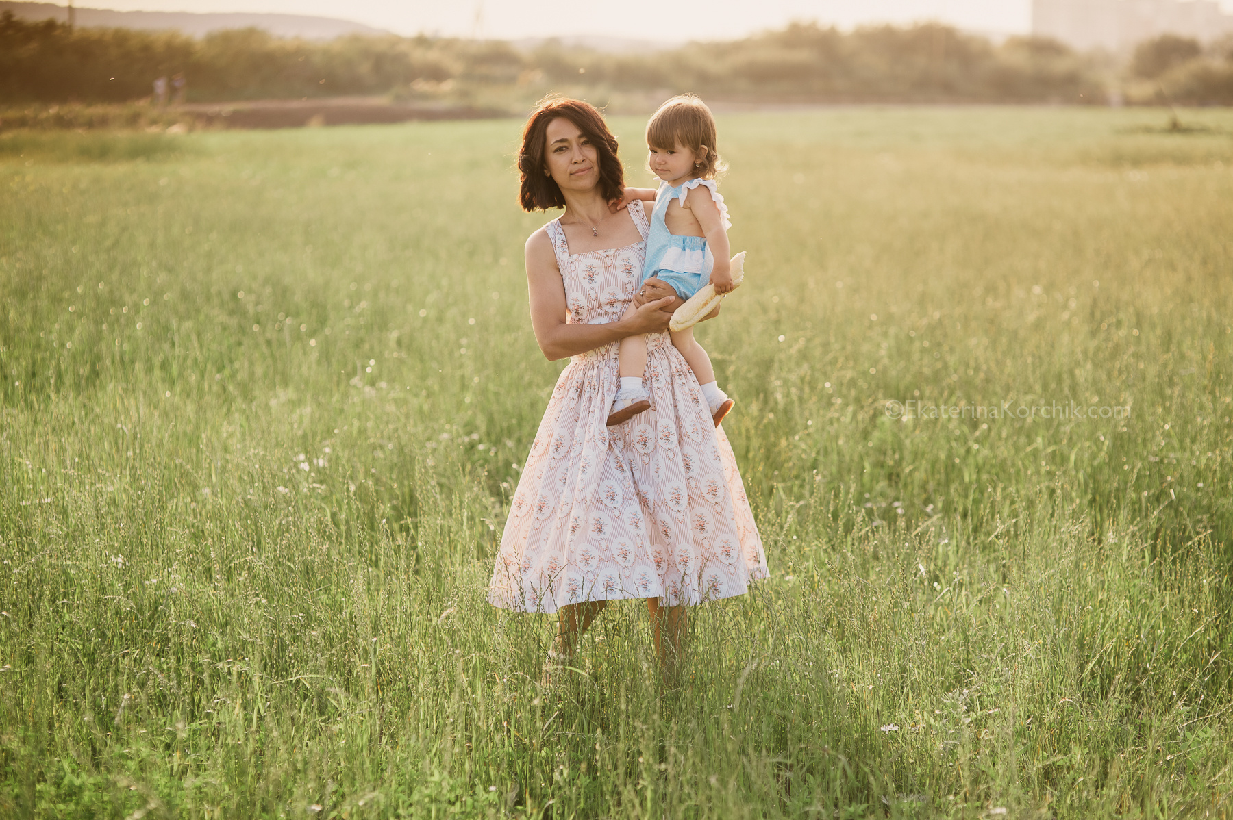 Семейная фотосессия на природе. Портретный фотограф в Москве, Московской области. Деловой портрет