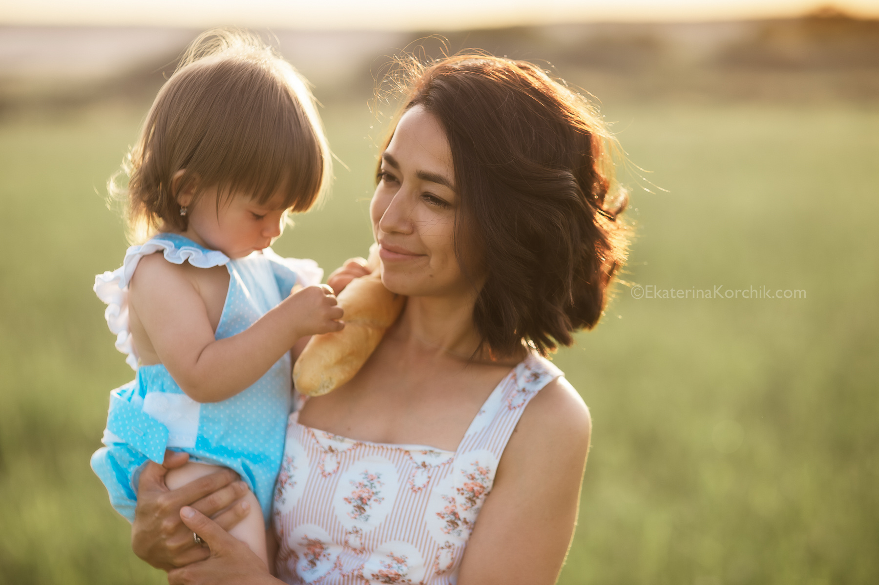 Семейная фотосессия на природе. Портретный фотограф в Москве, Московской области. Деловой портрет