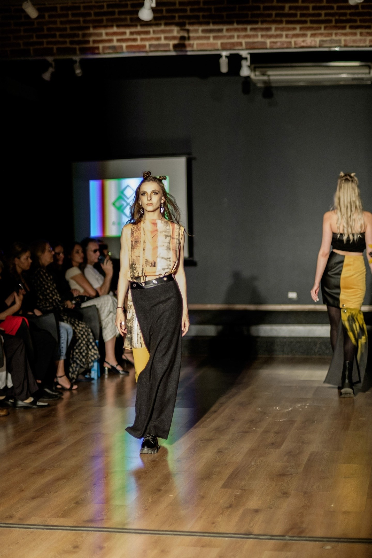 TM woman. Модельная школа для детей и взрослых TOP MODEL FAMILY в Санкт-Петербурге