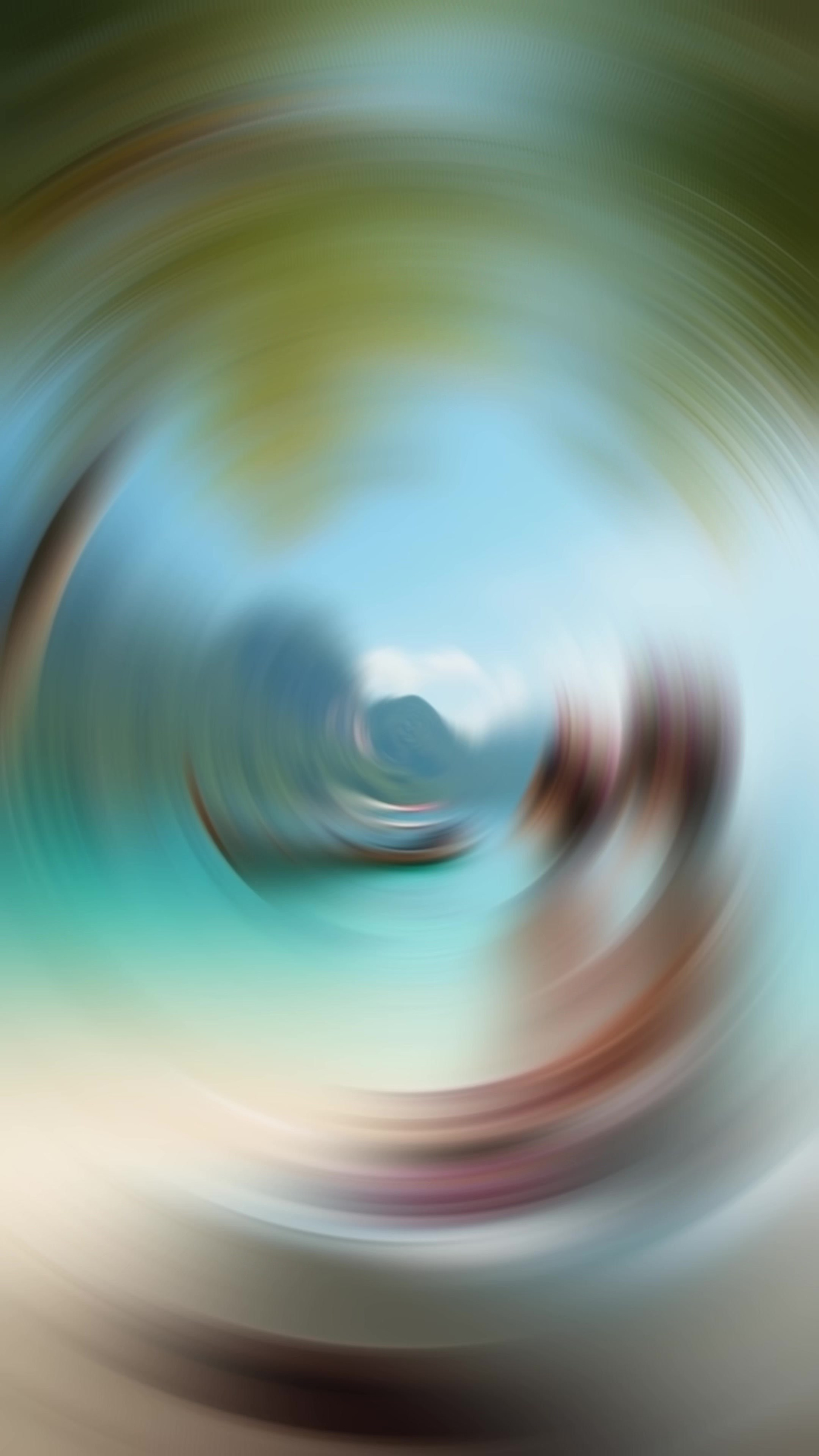 Нейро креатор Саша Кинбер: нейрофото, генерация видео, обучение