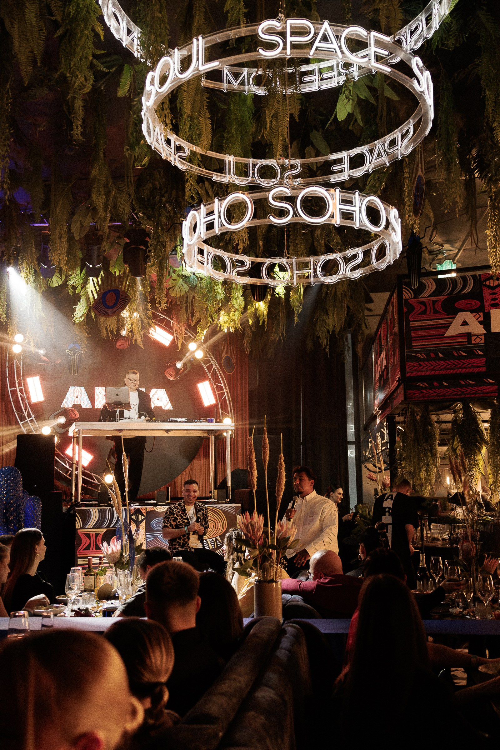 Фотограф на вечеринку спб. VERSLIBRE | Свадебный и репортажный фотограф в Санкт-Петербурге, Москве, и Поволжье