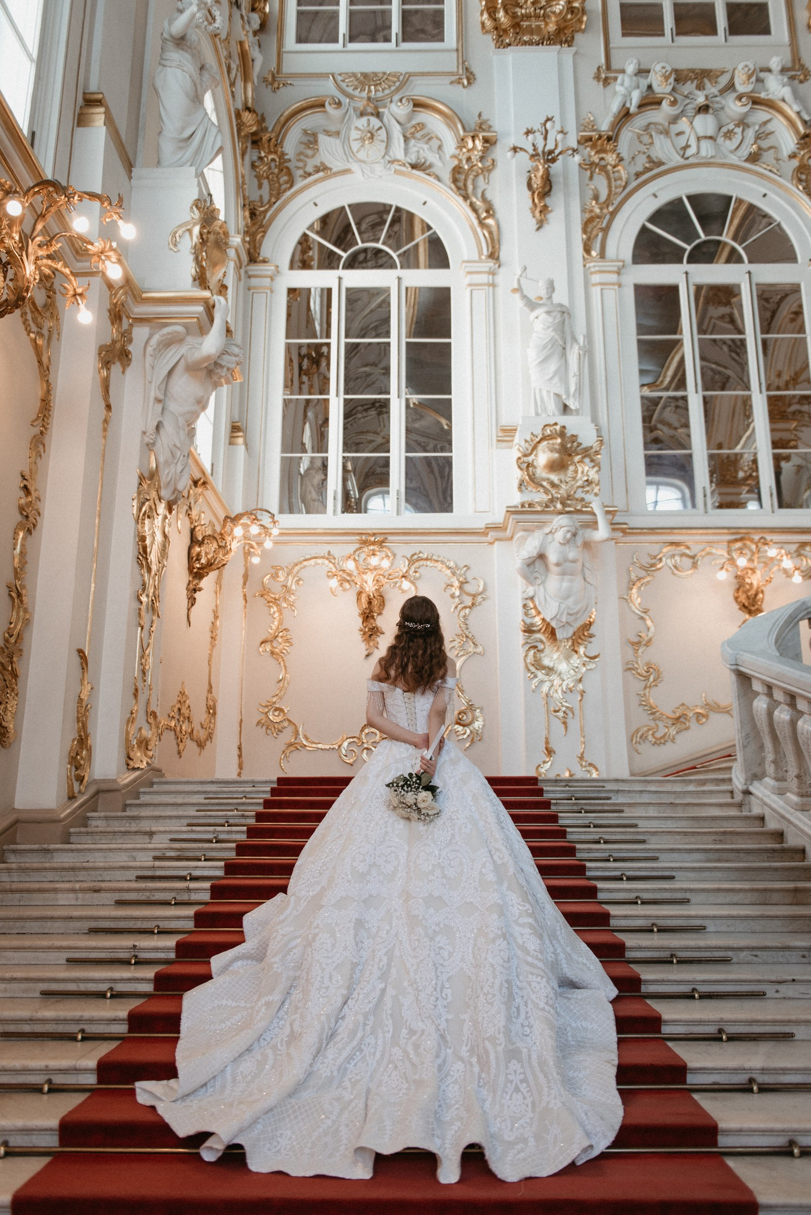 свадебная фотосессия в Эрмитаже