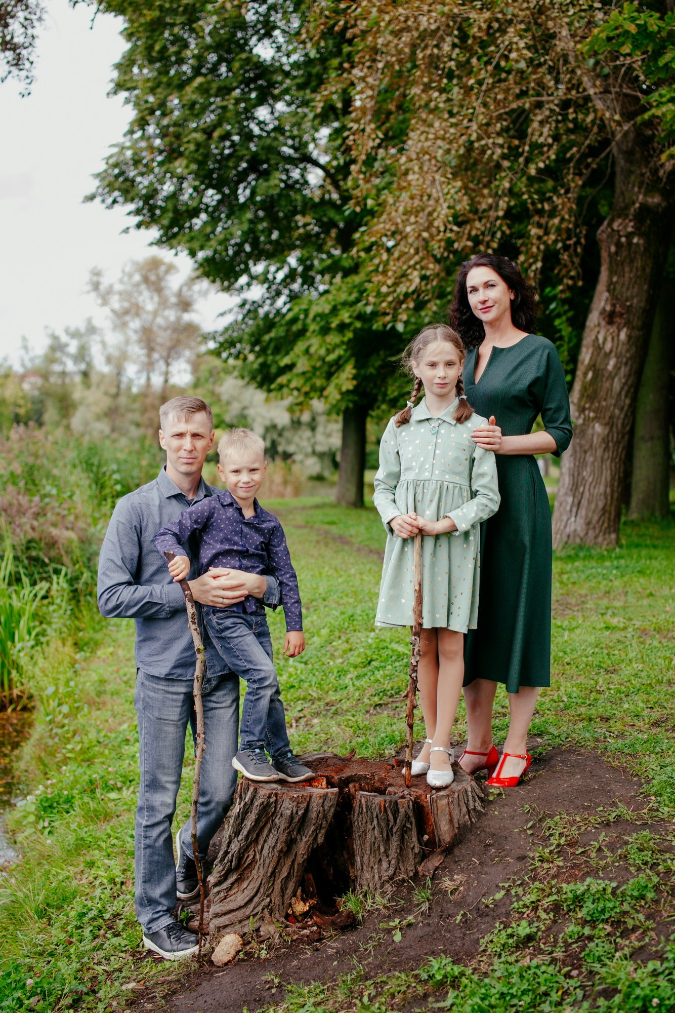 Семейная фотосессия в Санкт-Петербурге. Фотограф крещение венчание в Петербурге! Помогает подобрать храм и посоветовал душевного батюшку в СПб