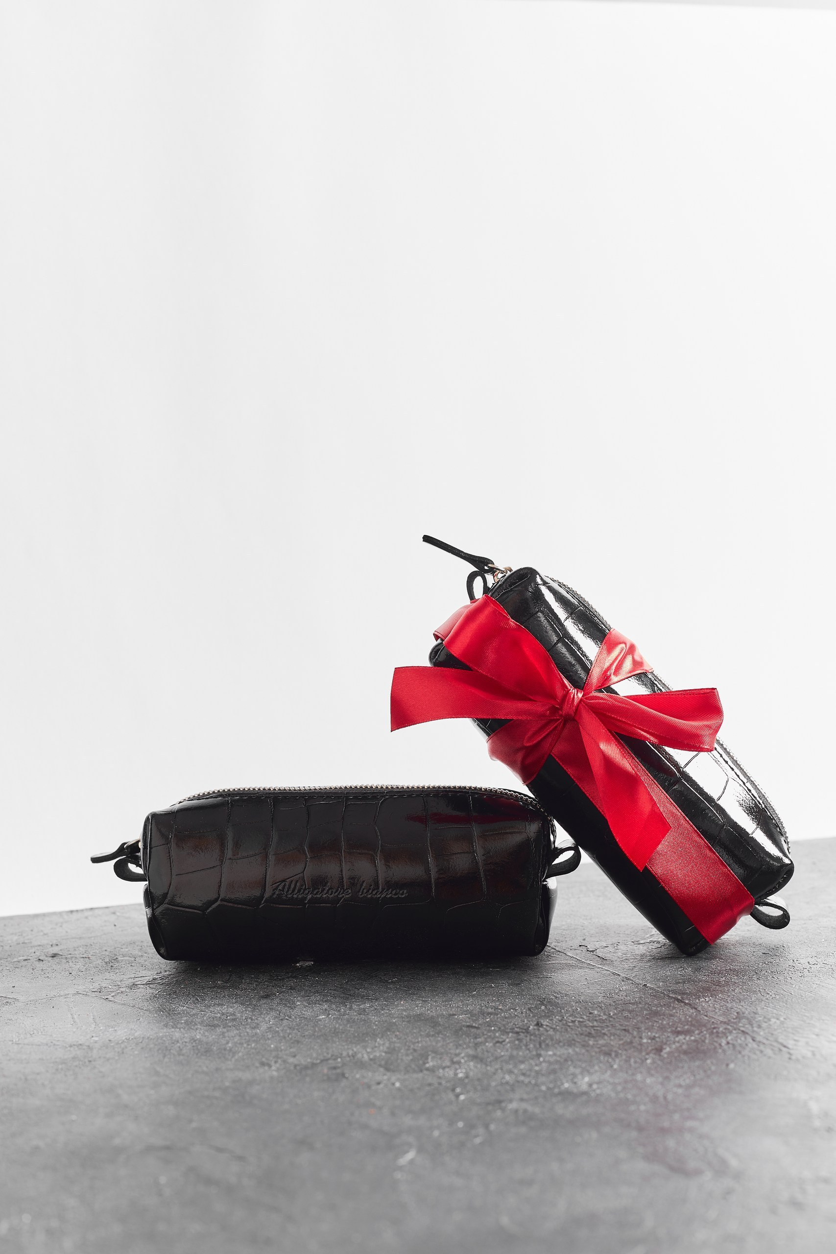 Модель 3К04. Бренд Alligatore Biaco — это изящные изделия из натуральной кожи