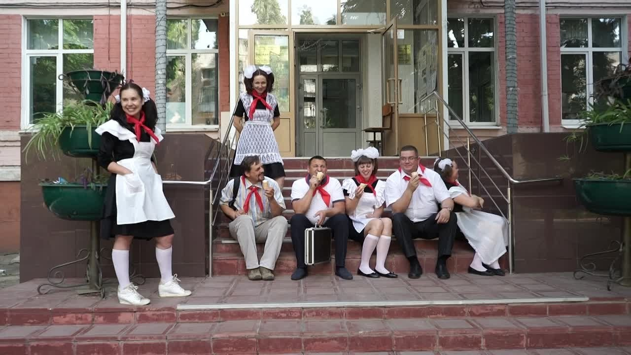 Съёмка подарка выпускникам от их родителей. Видеограф Эля Гвоздь