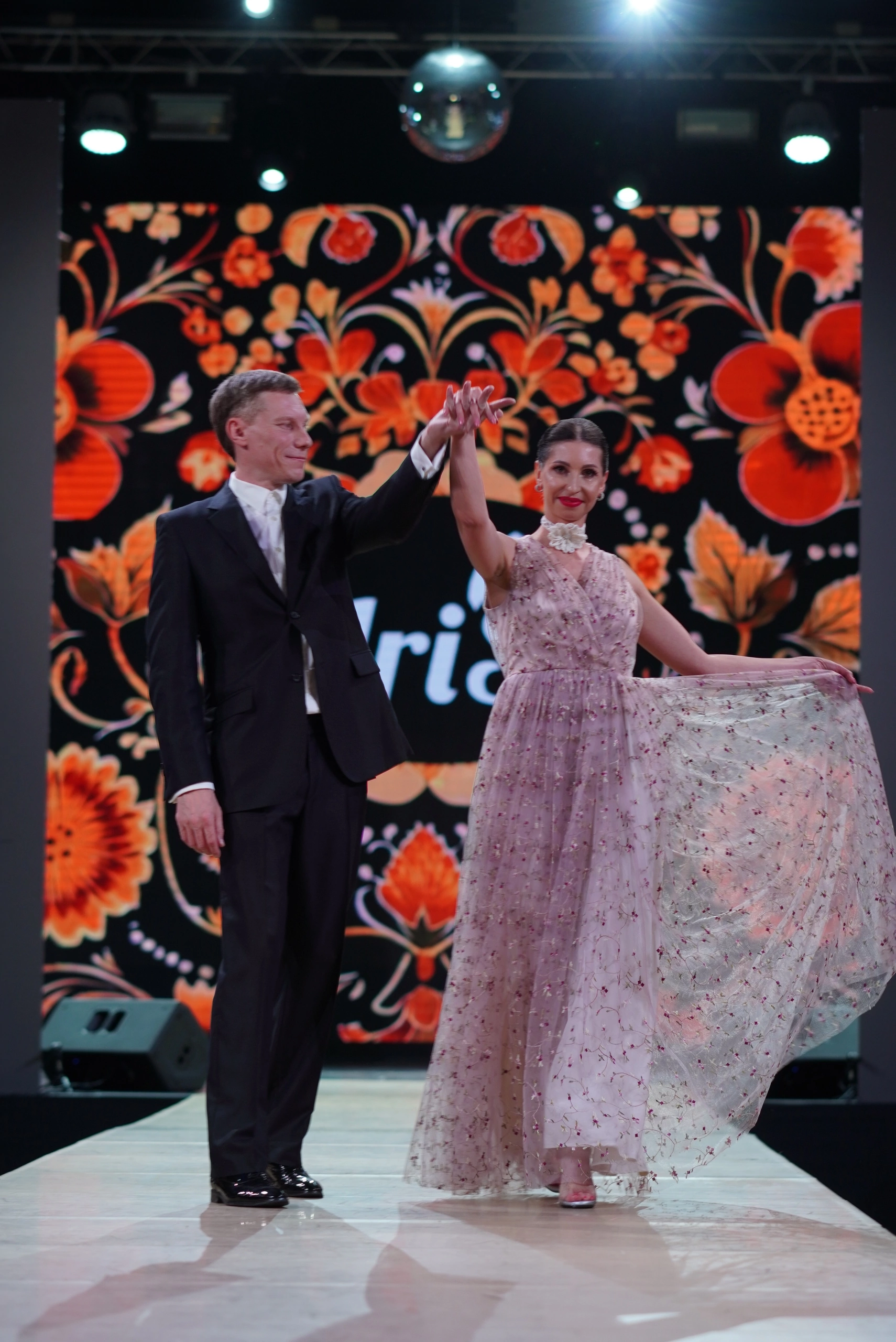 26.04.2025 Неделя моды в Тюмени. Бренд одежды IriS