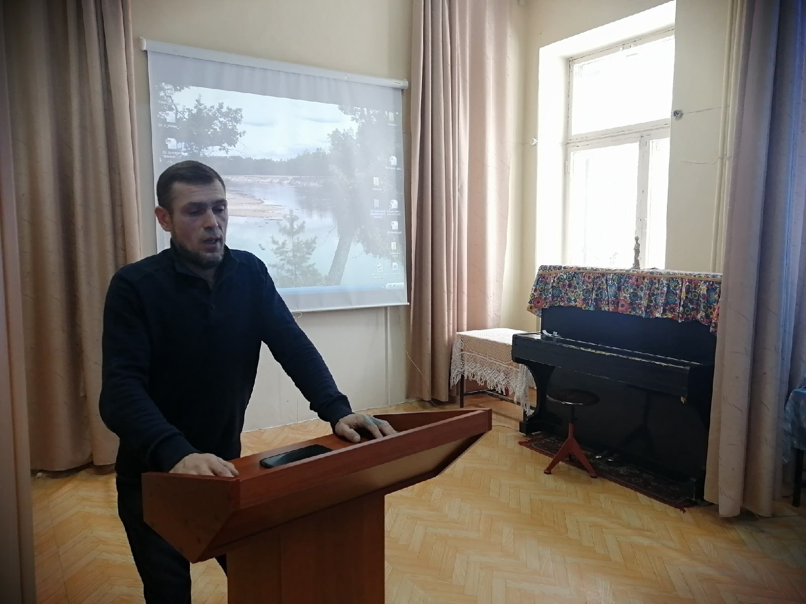 Лекция об «Ответственном отношении к животным» для студентов. НРОО КЦ "Собаковод"