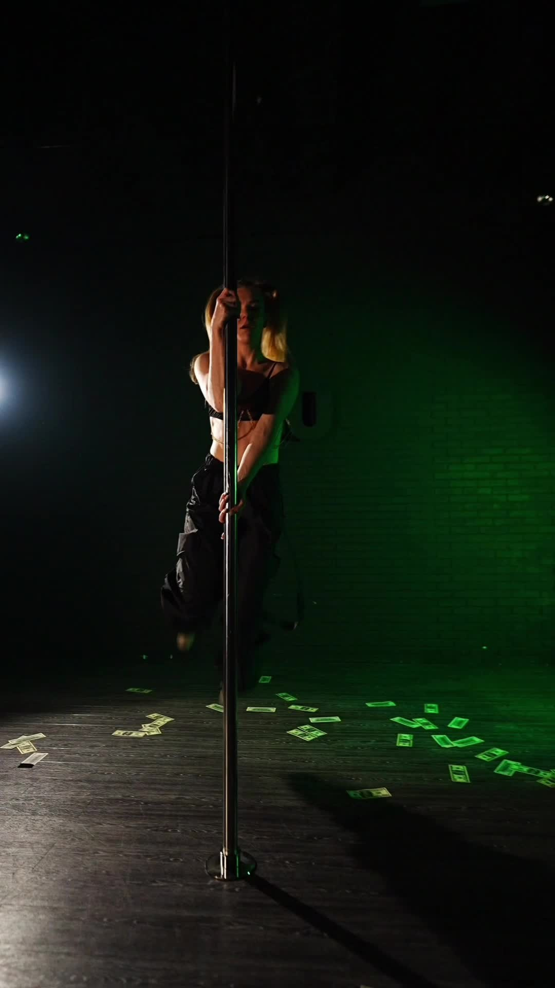 Реквизит. Studio 4U — Для танца. Для фото. Для тебя