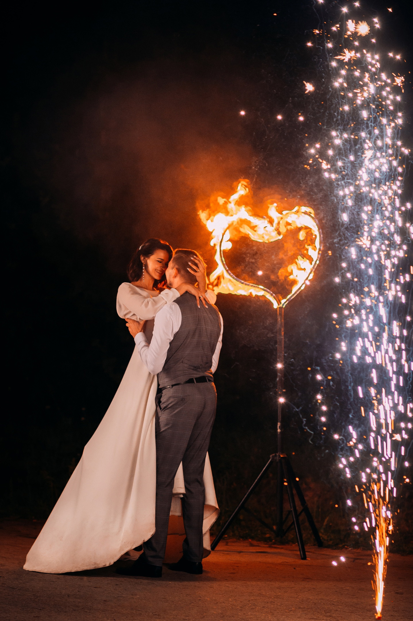 Огненное шоу на свадьбу в Н.Новгороде