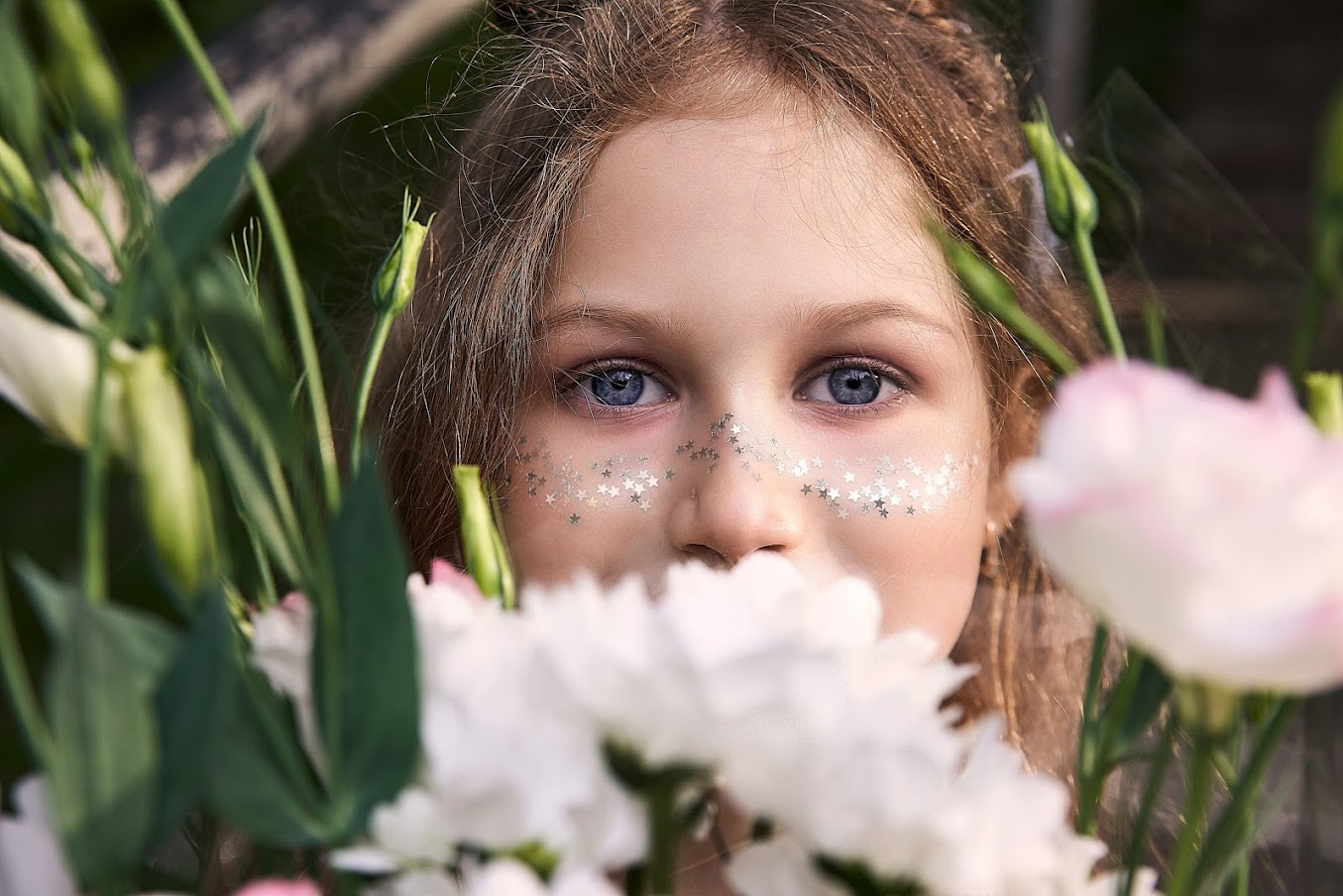 Портретная фотография молодой девушки на улице. Нижний Новгород. 