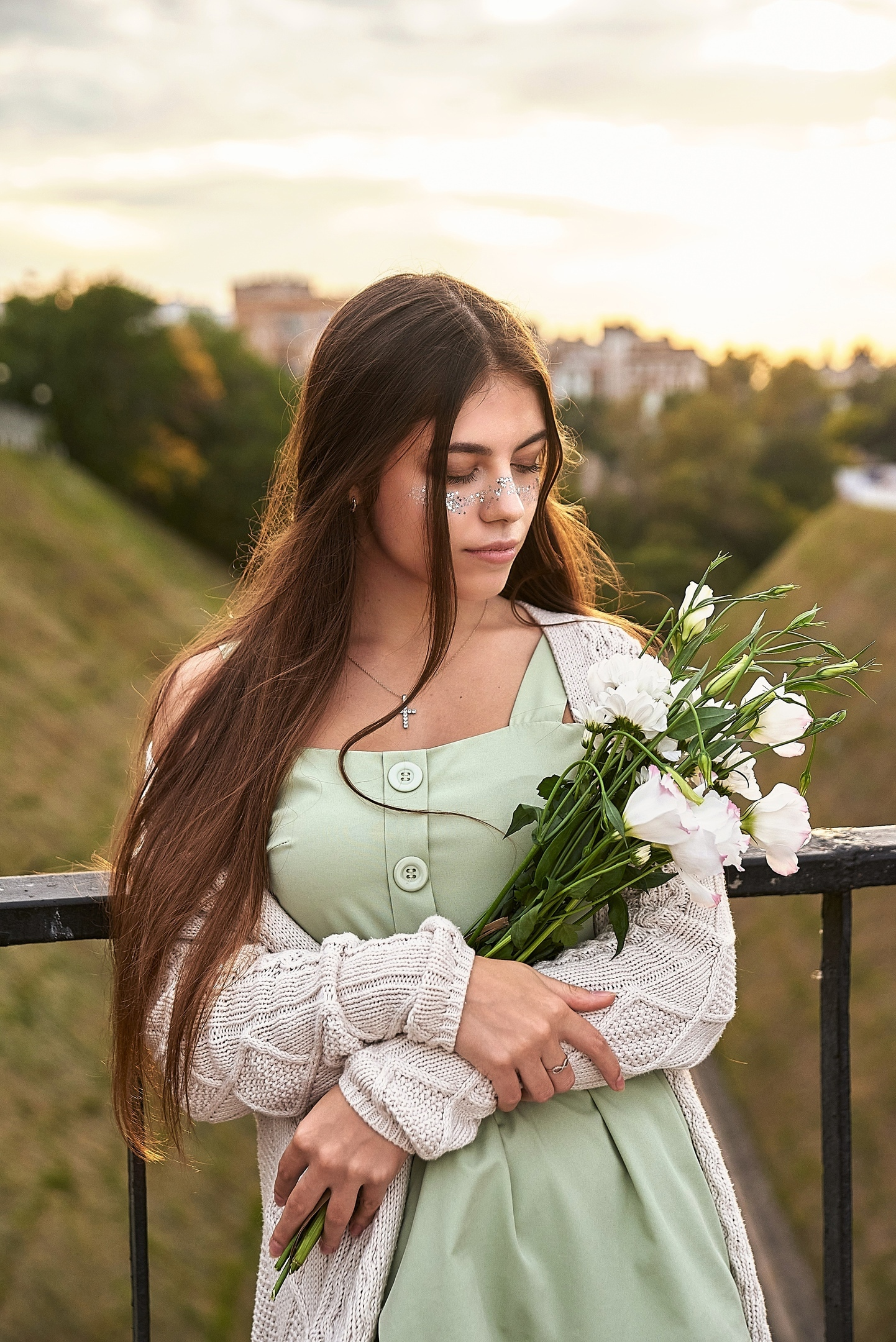 Портретная фотография молодой девушки на улице. Нижний Новгород