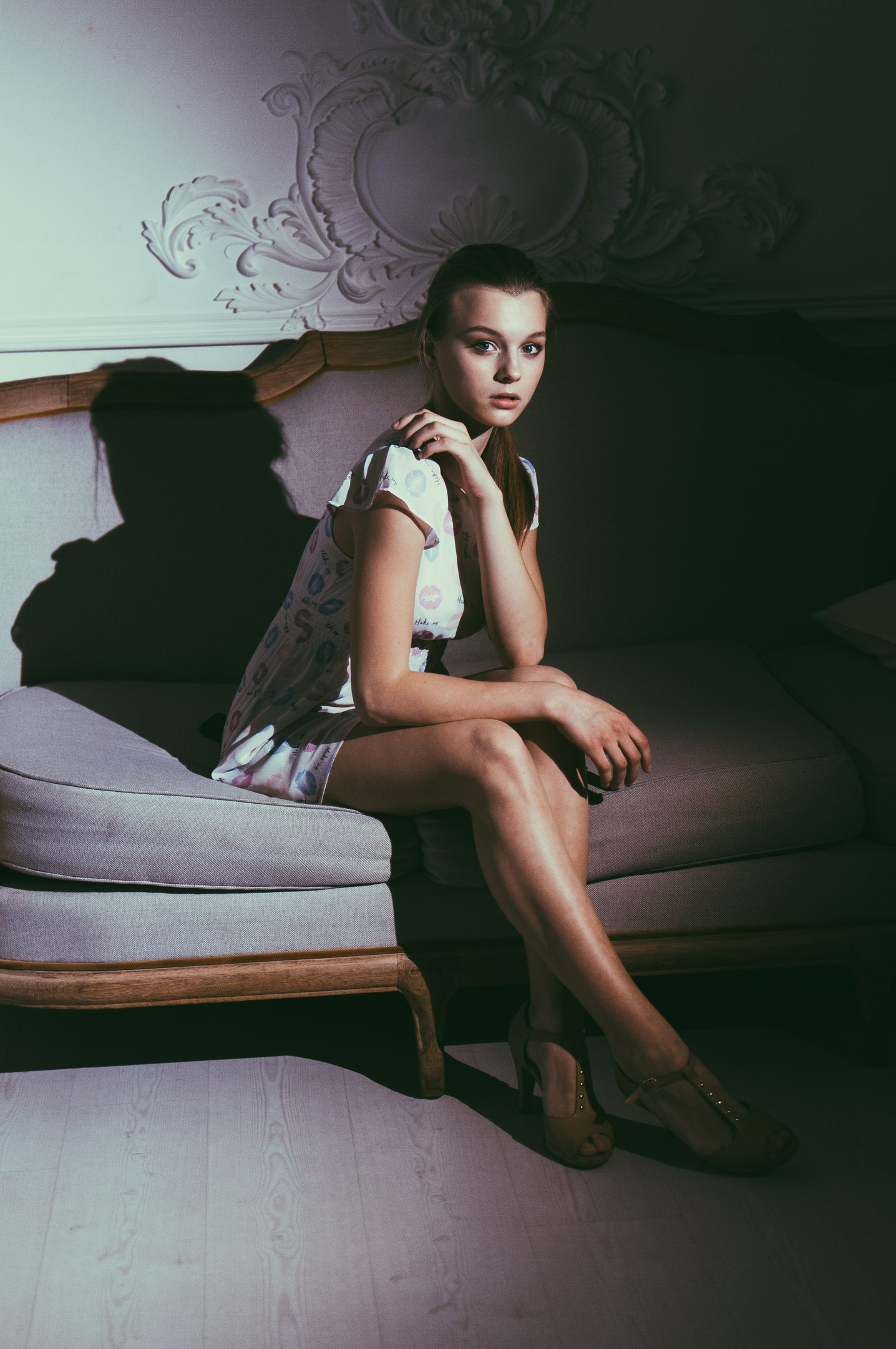 Портретная фотография молодой девушки в фотостудии. Нижний Новгород