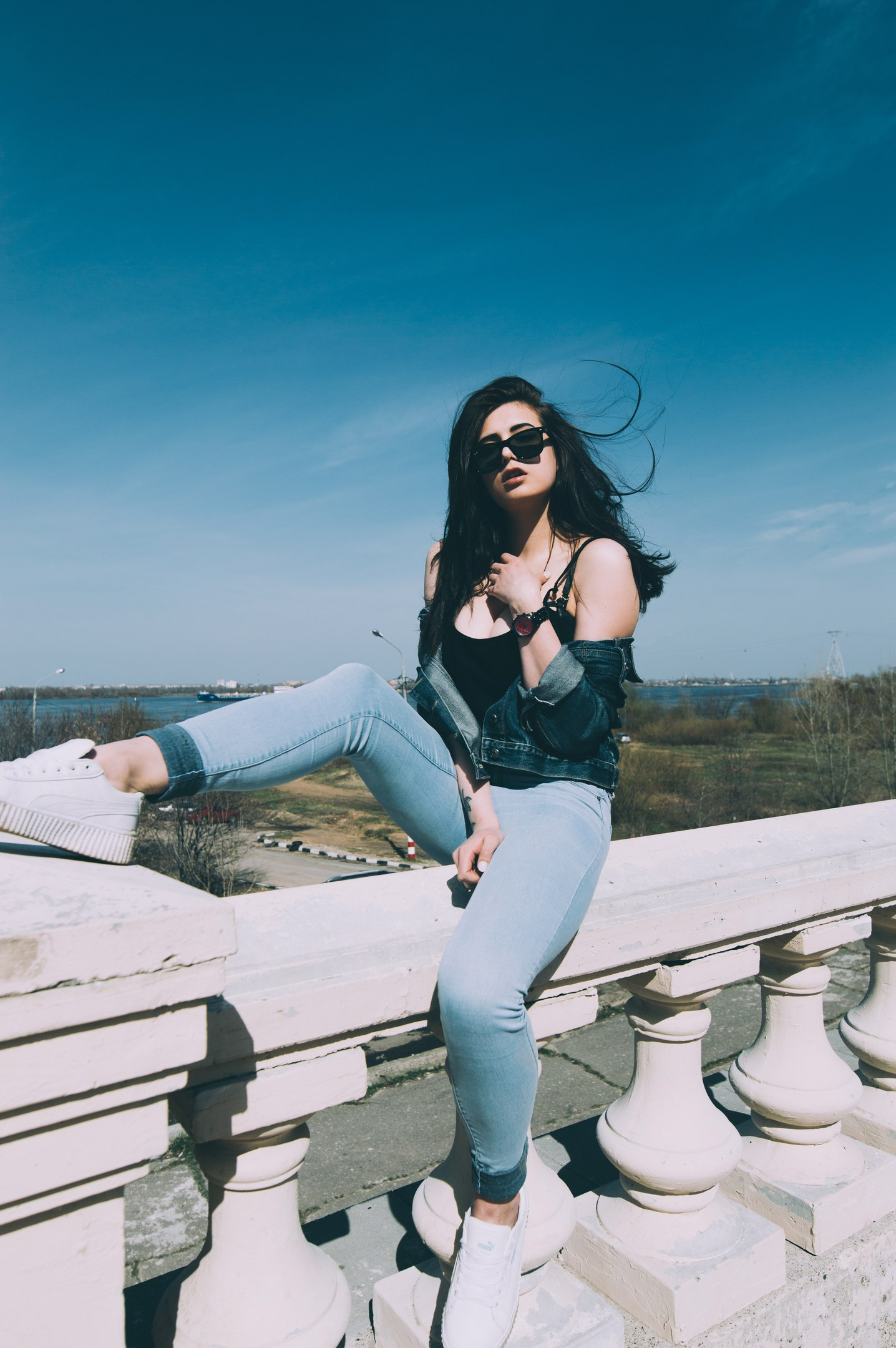 Портретная фотография молодой девушки на улице. Нижний Новгород