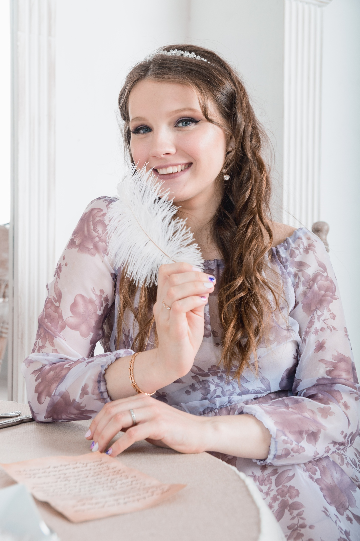 Портретная фотография молодой девушки в фотостудии. Нижний Новгород