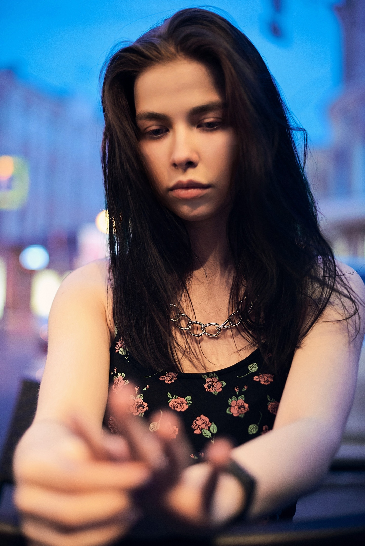 Портретная фотография молодой девушки на улице. Нижний Новгород