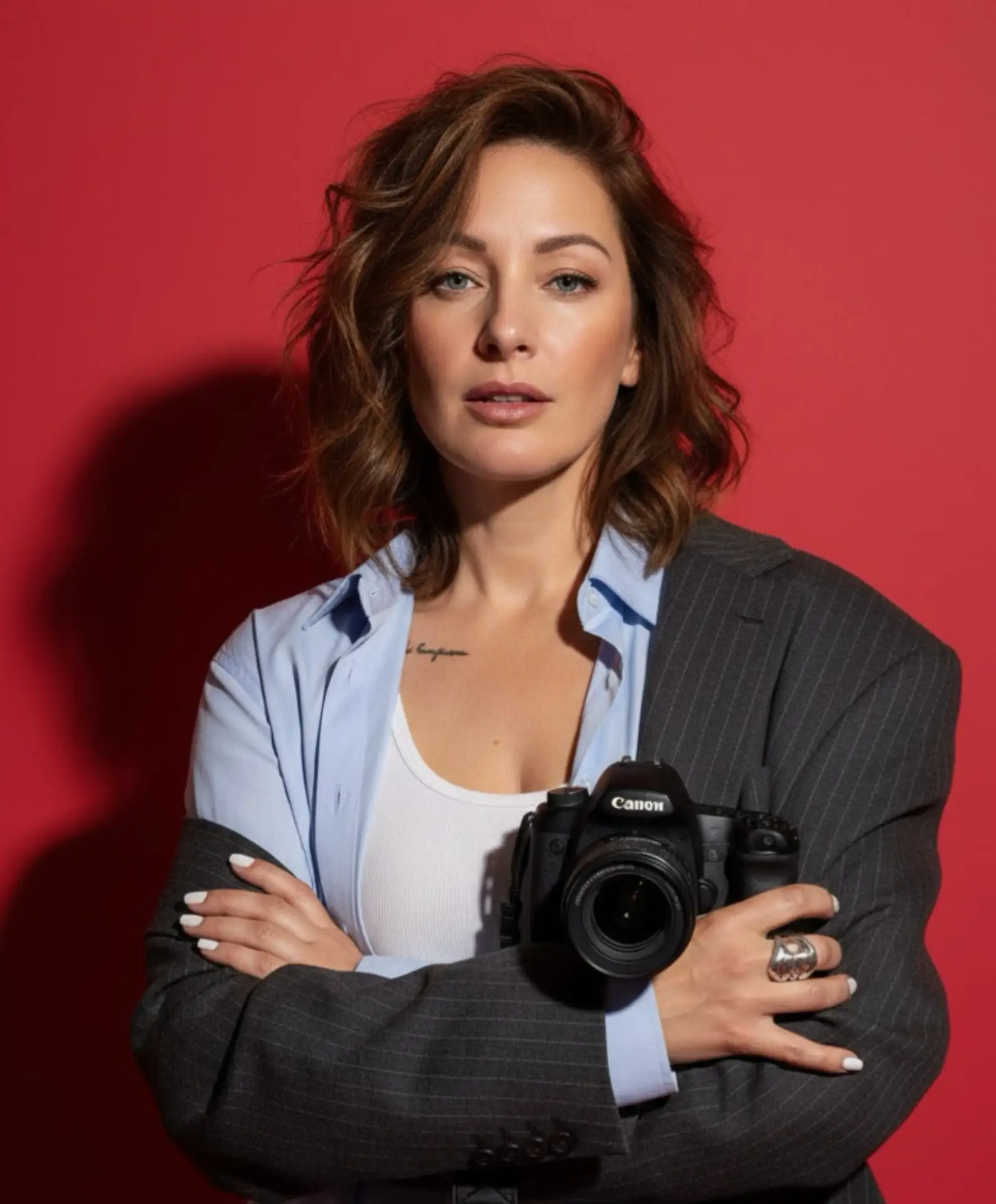 Я работаю в разных жанрах фотографии — от портретов до свадебной и семейной съёмки — в городе Междуреченске. Виктория Куреннова