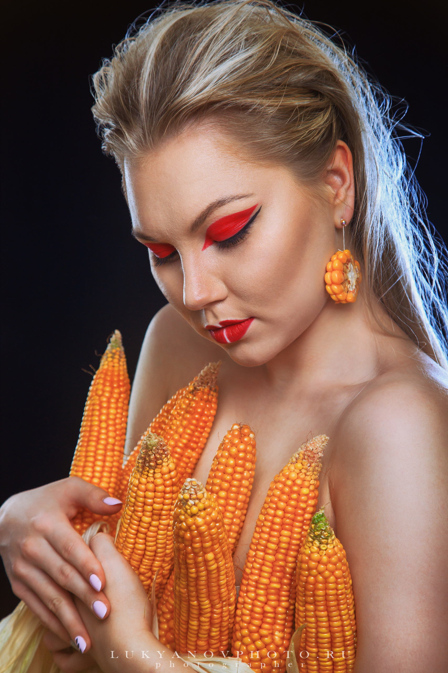 Фотограф - Лукьянов Виталий Тульская область г.Новомосковск
+79105549994
фотопроект "Вкусная кукуруза" 
#lukyanovphoto #luky_photograph
