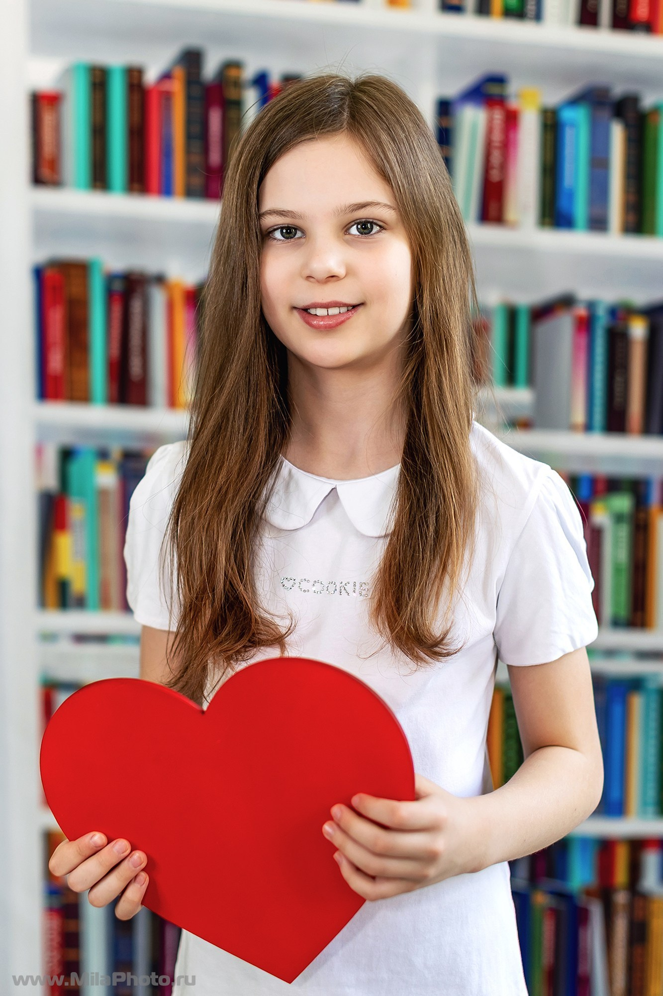 Выпускные альбомы с оживающими фотографиями. Фотограф и видеограф Москва. Свадебный фотограф, видеограф. Выпускные альбомы. Оживающие альбомы