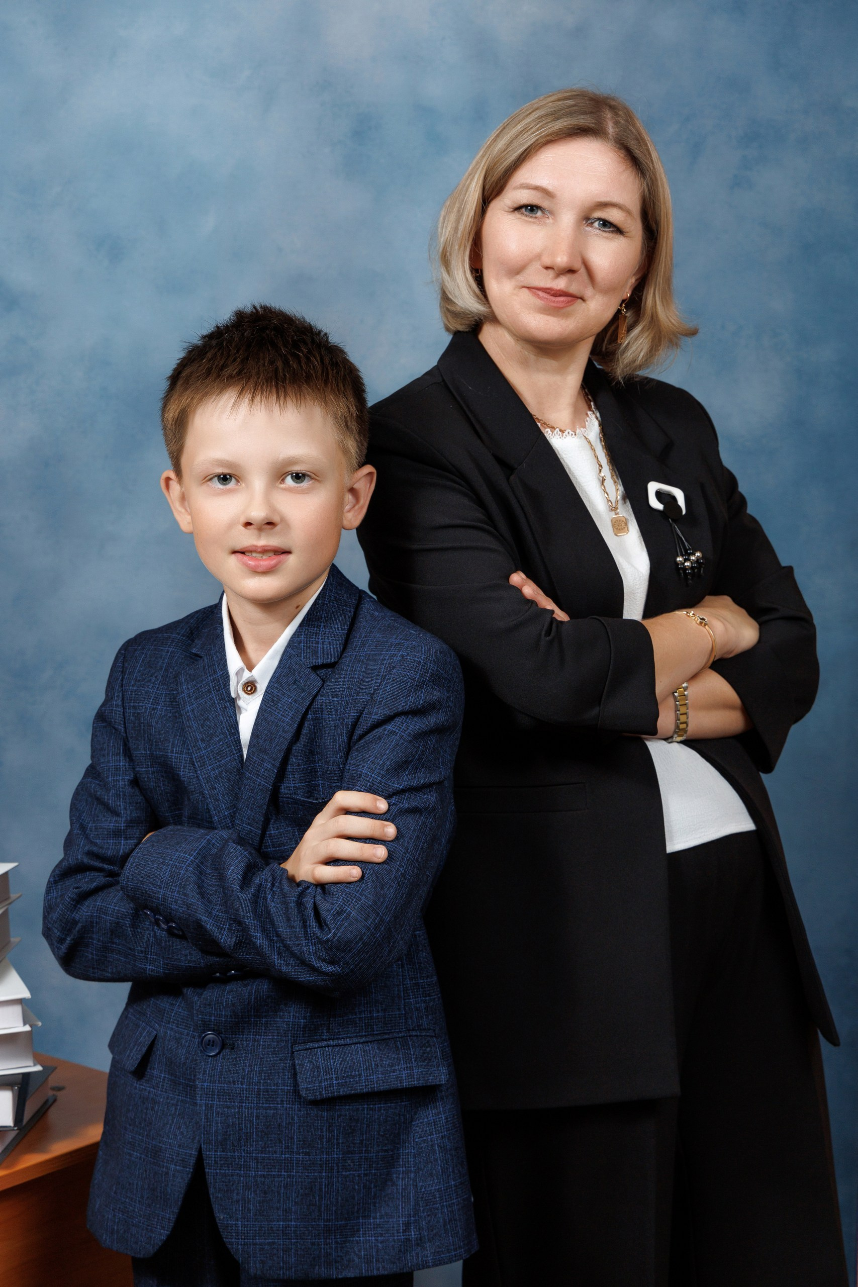 Выпускные альбомы. Akhmadeevmedia.ru