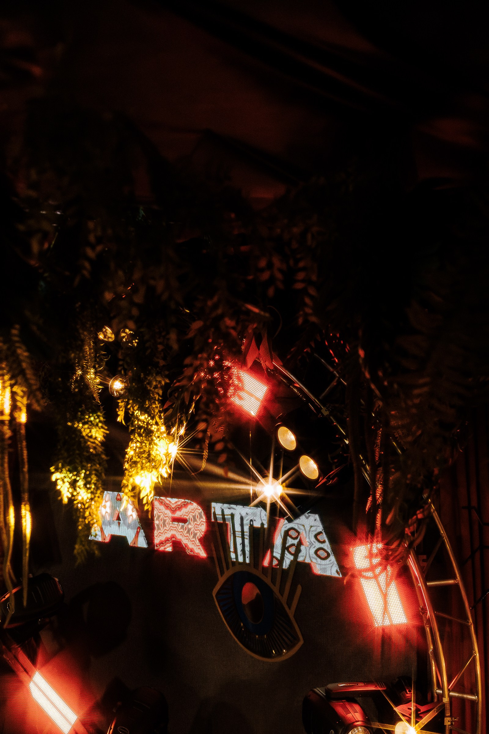 Фотограф на вечеринку спб. VERSLIBRE | Свадебный и репортажный фотограф в Санкт-Петербурге, Москве, и Поволжье