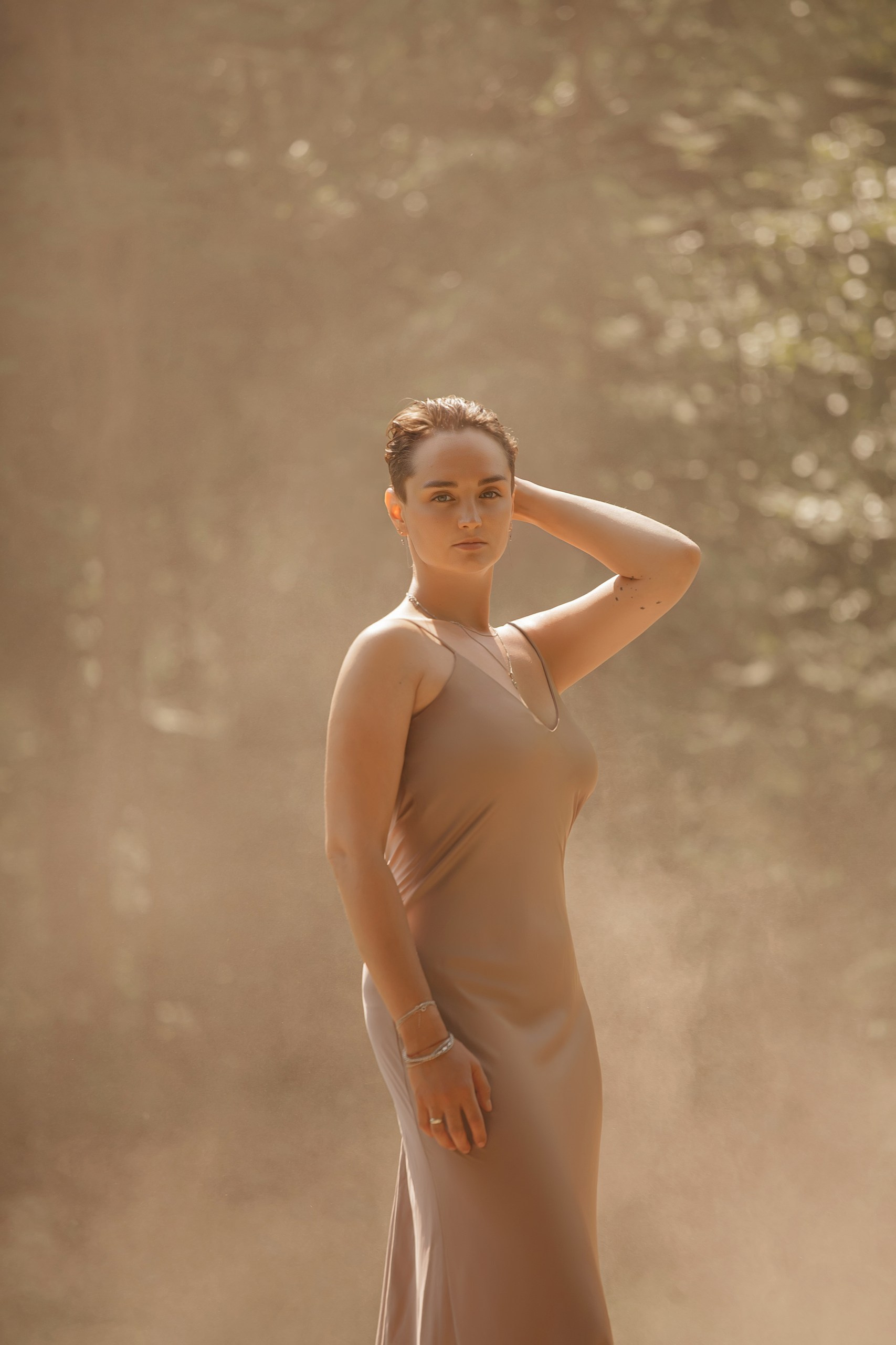 Силуэтные платья. Фотограф Ирина Богатырева