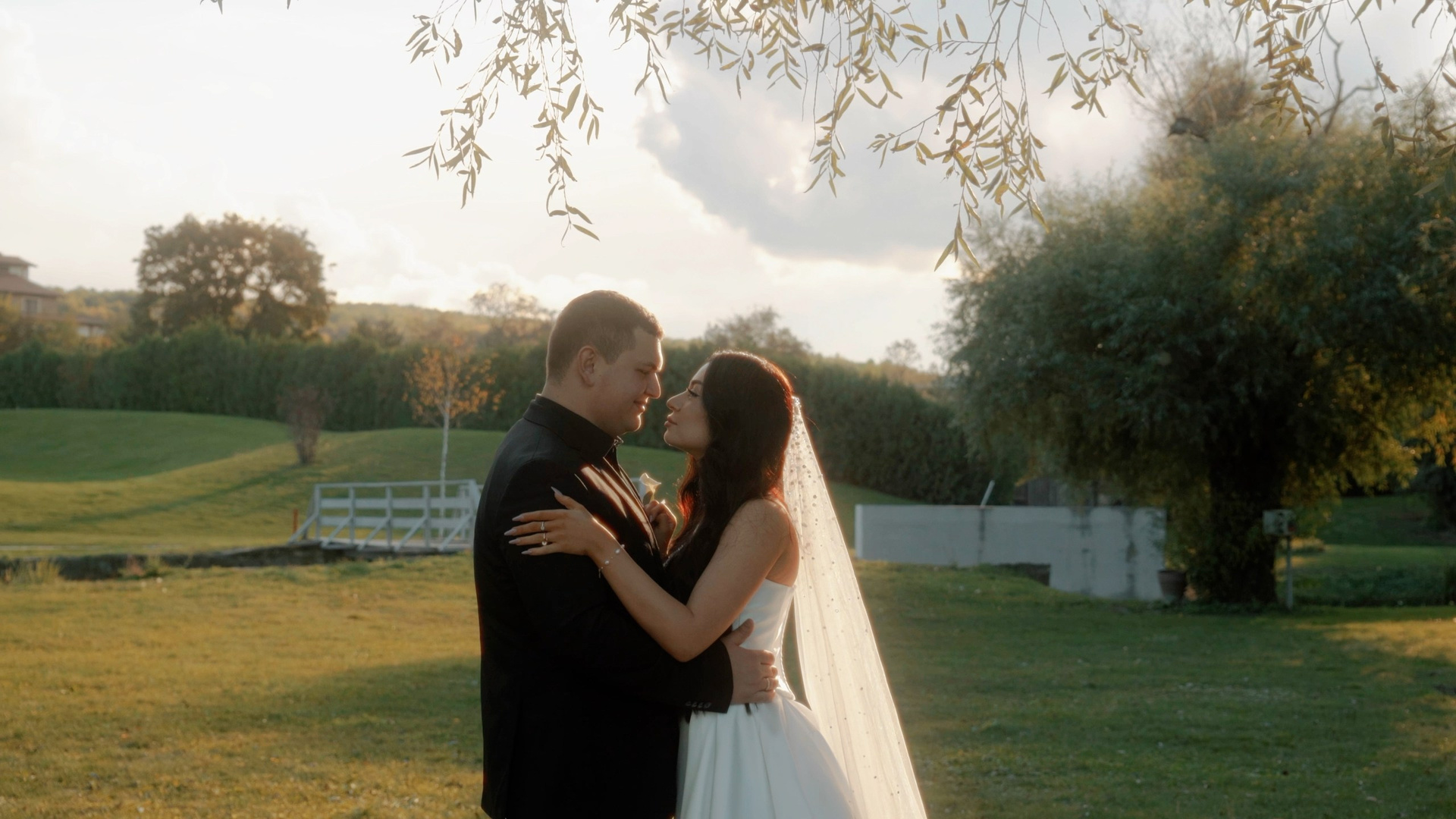 Видео Фауст Дом у моря. Подрядчики и друзья сети свадебных площадок House for wedding