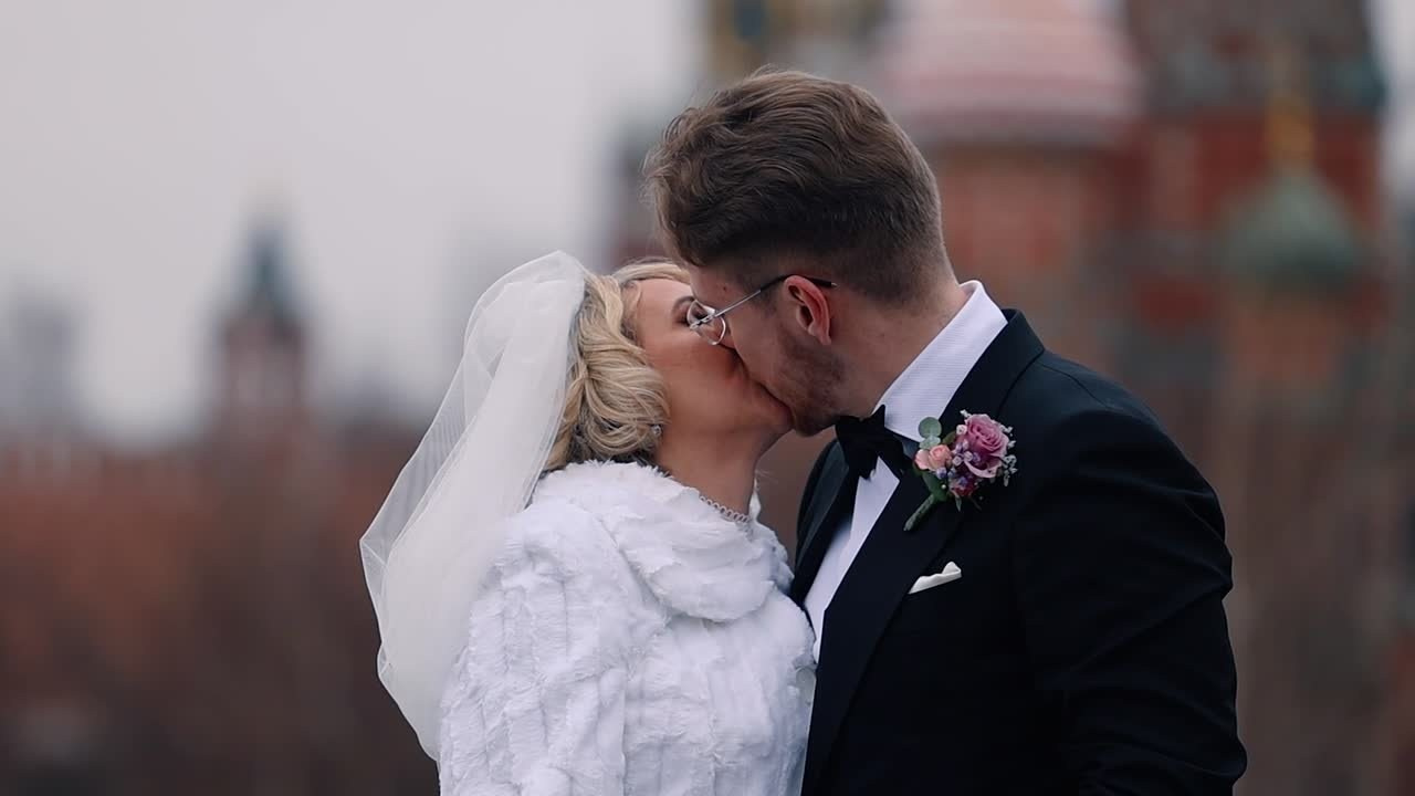 Фильмы и клипы. Ваш фотограф и видеограф