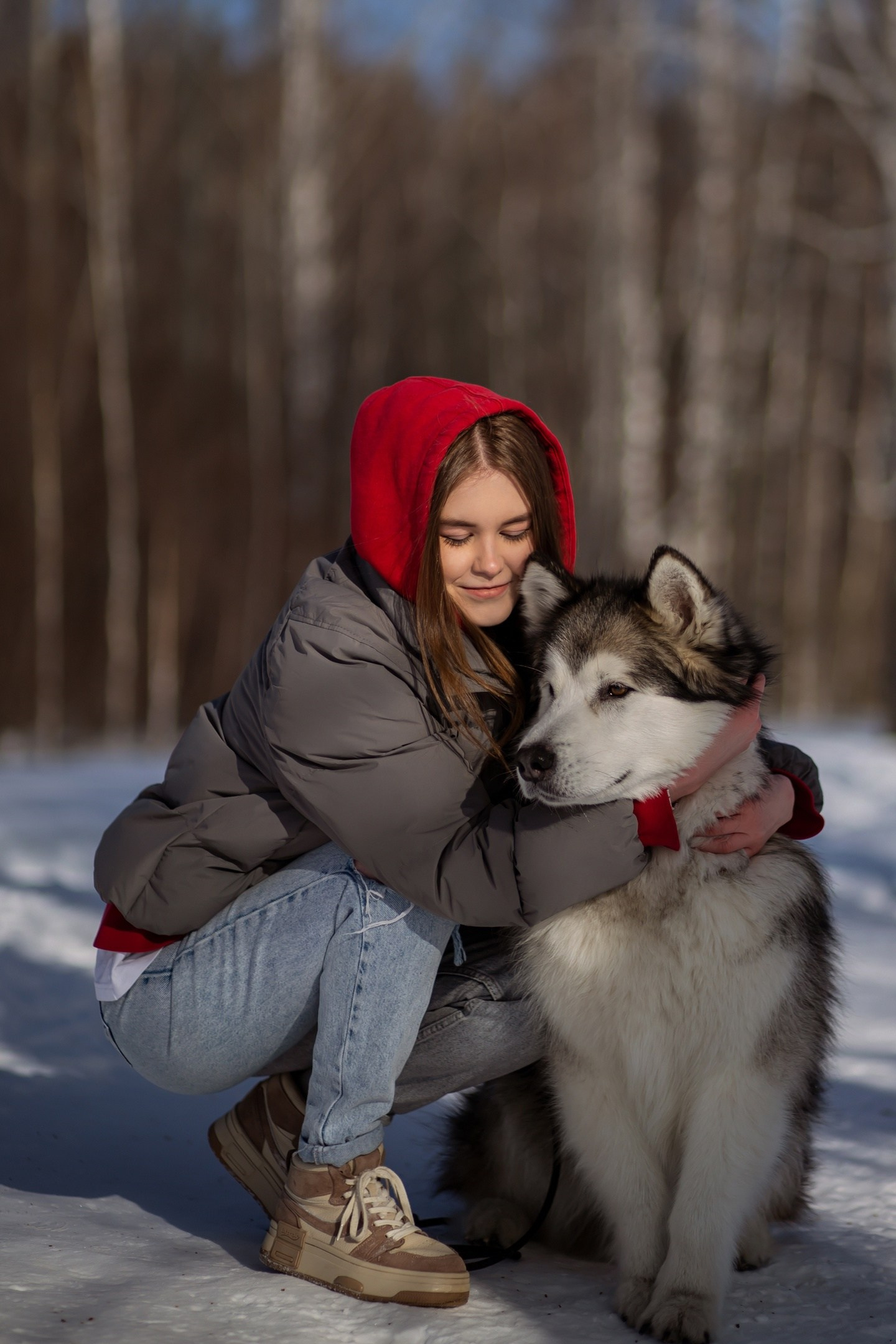 Фотосессия девушки с хаски
