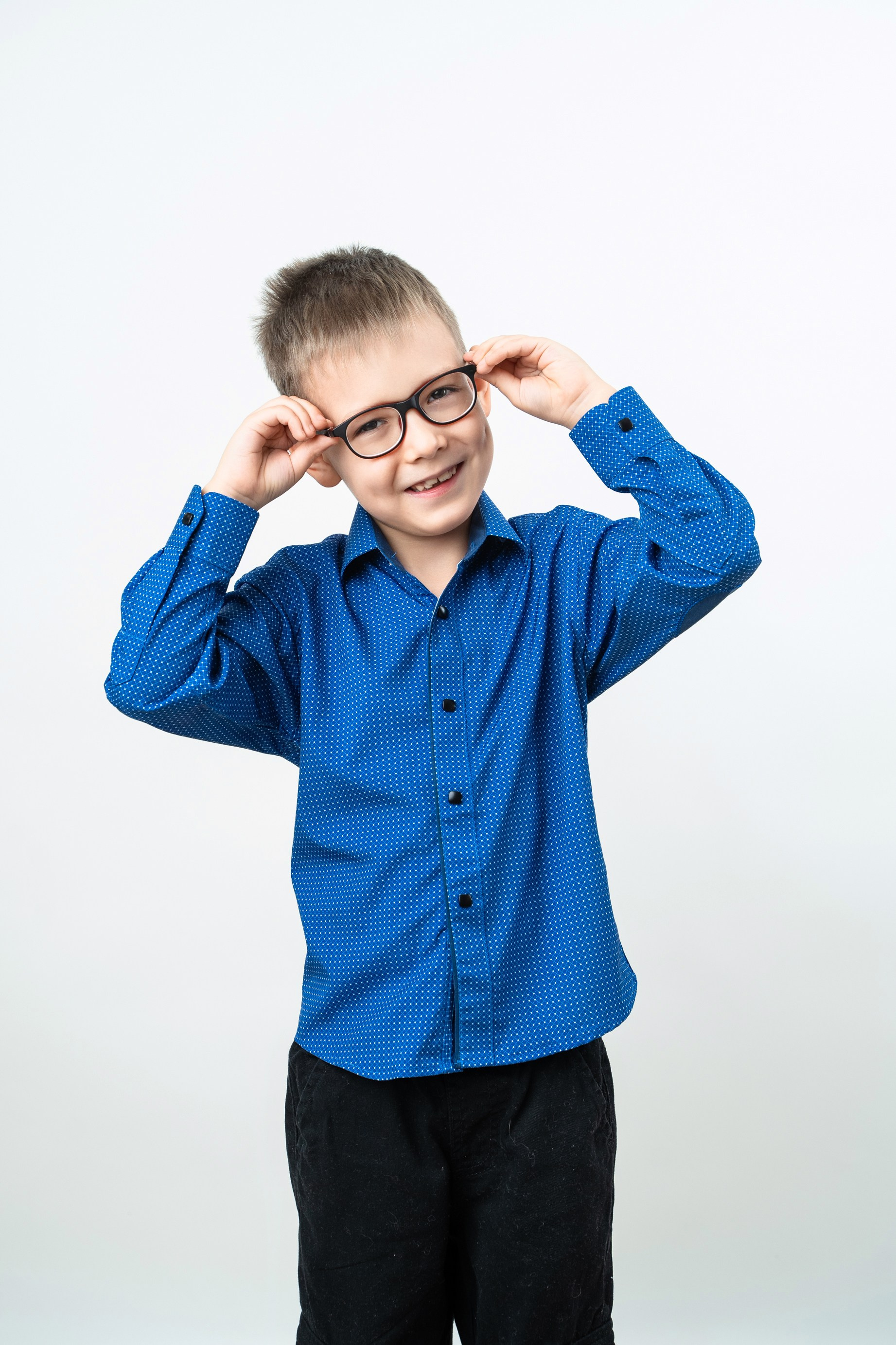 Выпускная фотосессия в фотостудии. Выпускные альбомы Нижнекамск Набережные Челны Фотостудия Небо