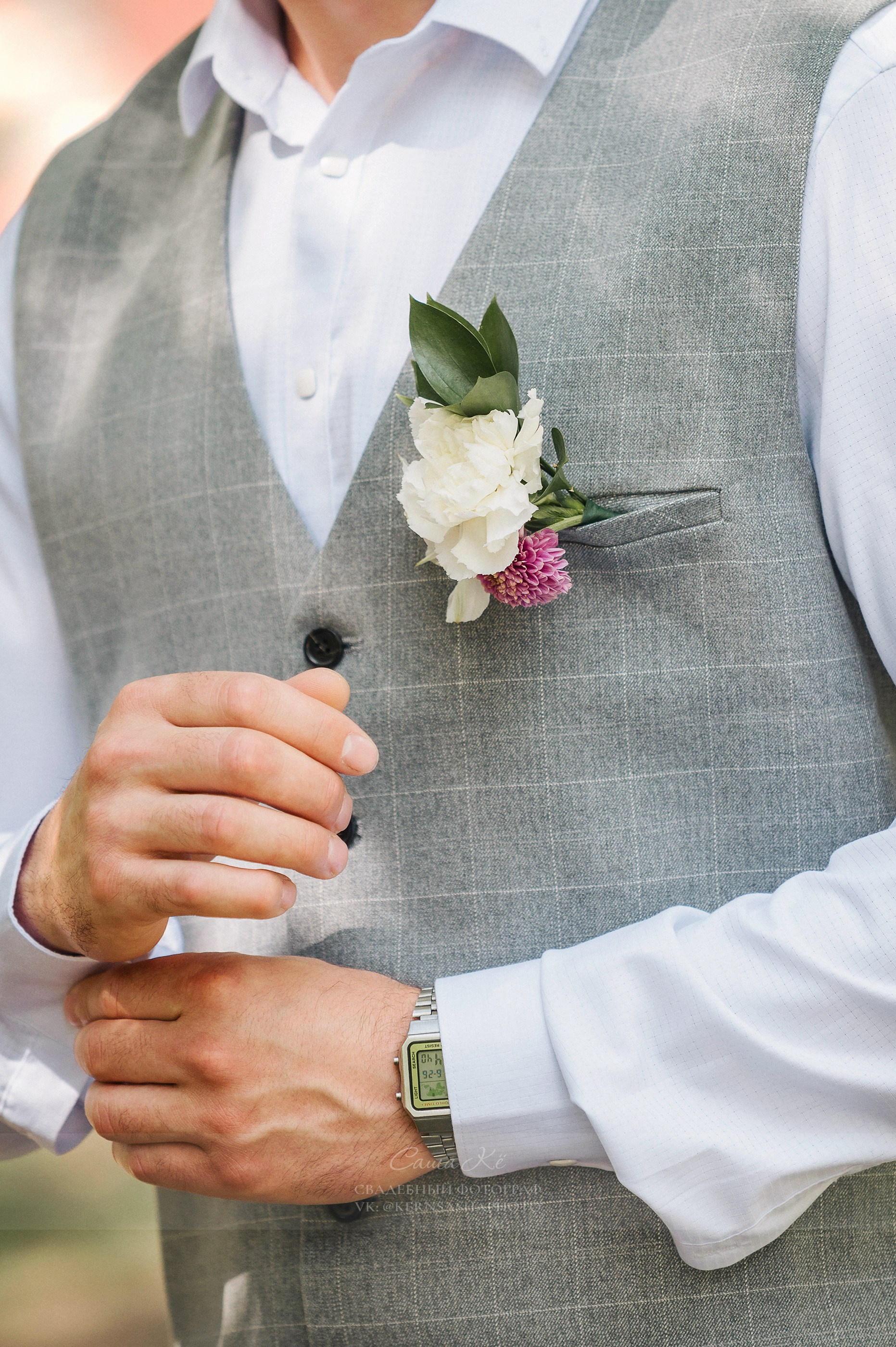 Свадебная фотосессия в Нарымском сквере Новосибирска. Свадебный, семейный и event фотограф в Новосибирске и Новосибирской области Саша Кё