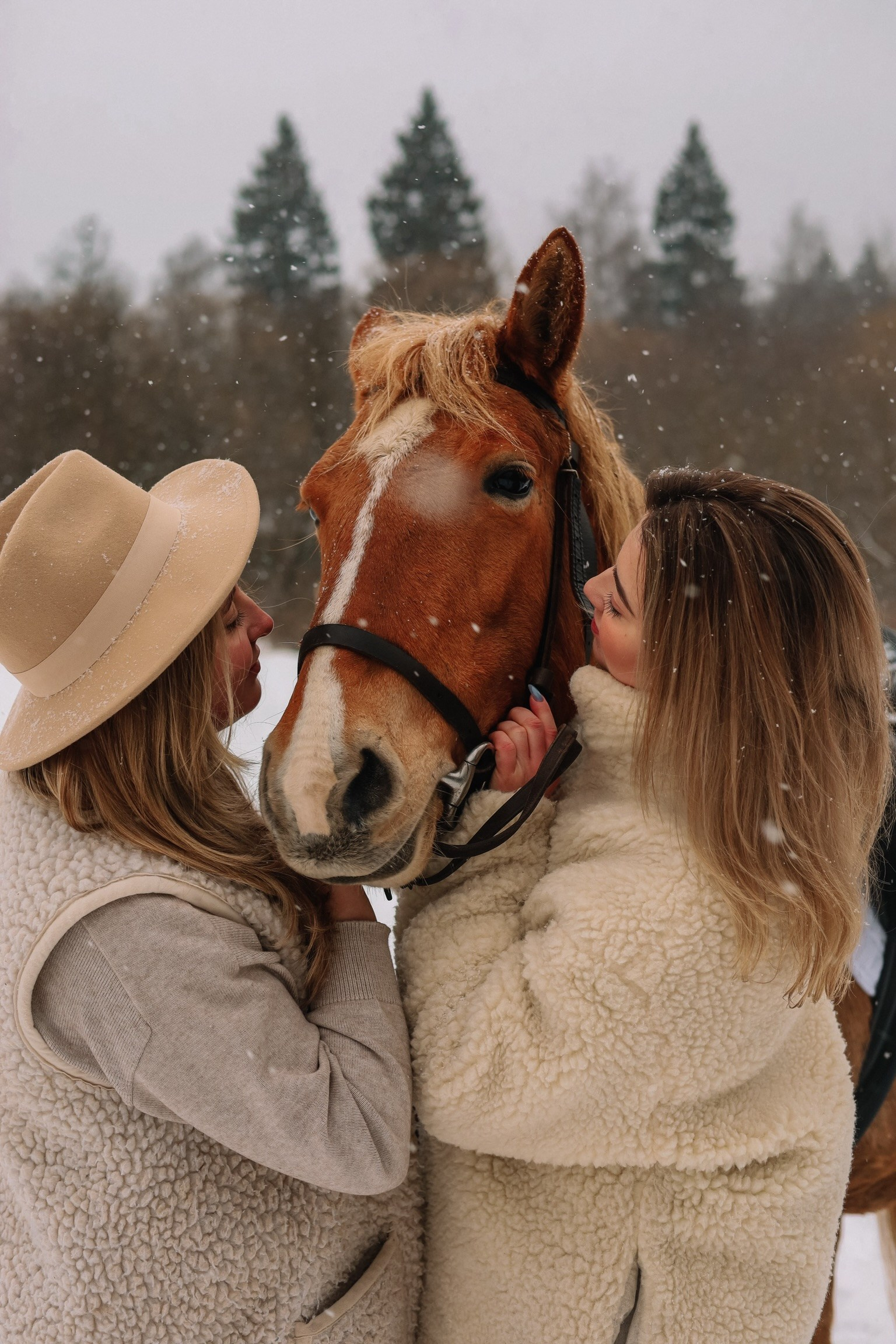 Фотограф и видеограф для бизнеса, экспертов и мероприятий в Москве