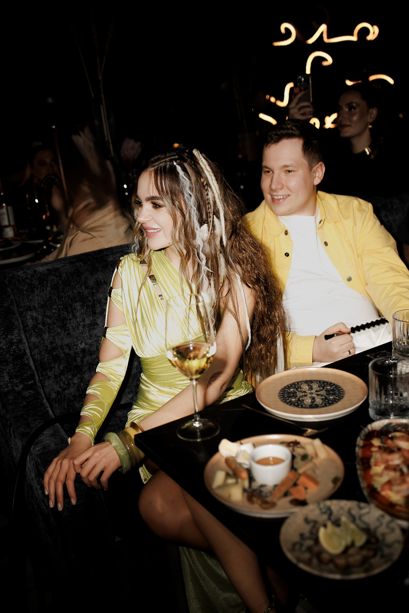 Фотограф на вечеринку спб. VERSLIBRE | Свадебный и репортажный фотограф в Санкт-Петербурге, Москве, и Поволжье