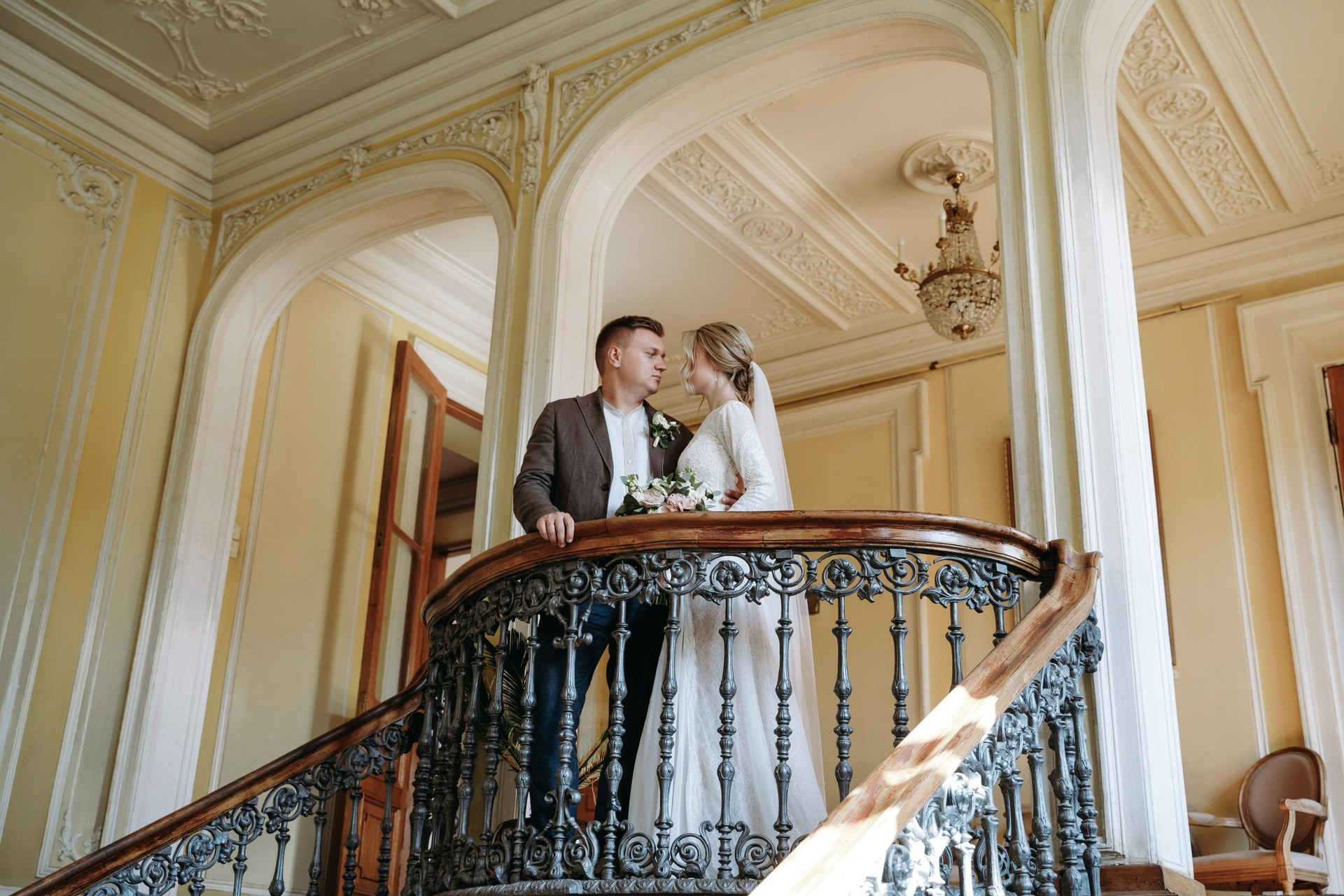 Фотостудии для свадебной фотосессии в Москве