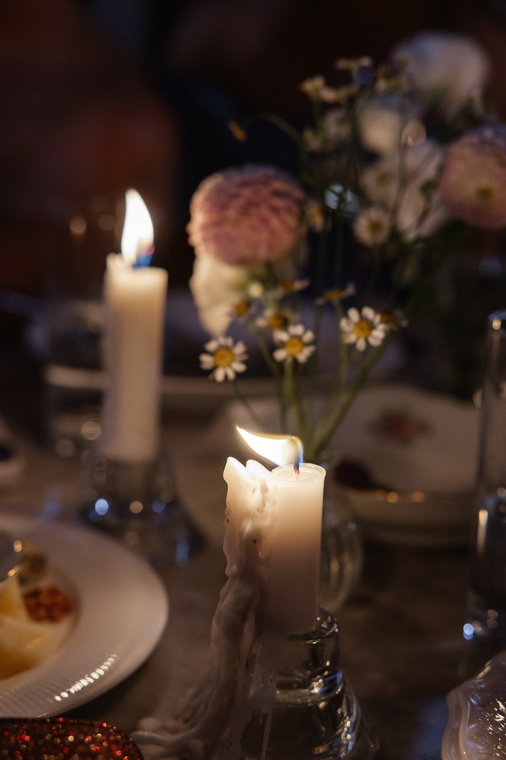 Свадьба до 100 тысяч рублей с гостями: реально ли? Полный гид по бюджетному торжеству. Фотограф, видеограф на свадьбу в Москве Никита Назаров