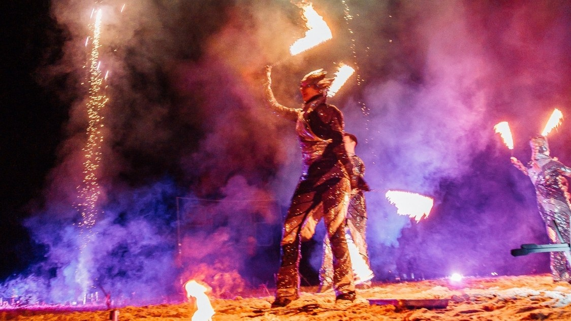 Огненно-пиротехническое шоу, салюты, пиротехника на ваш праздник!