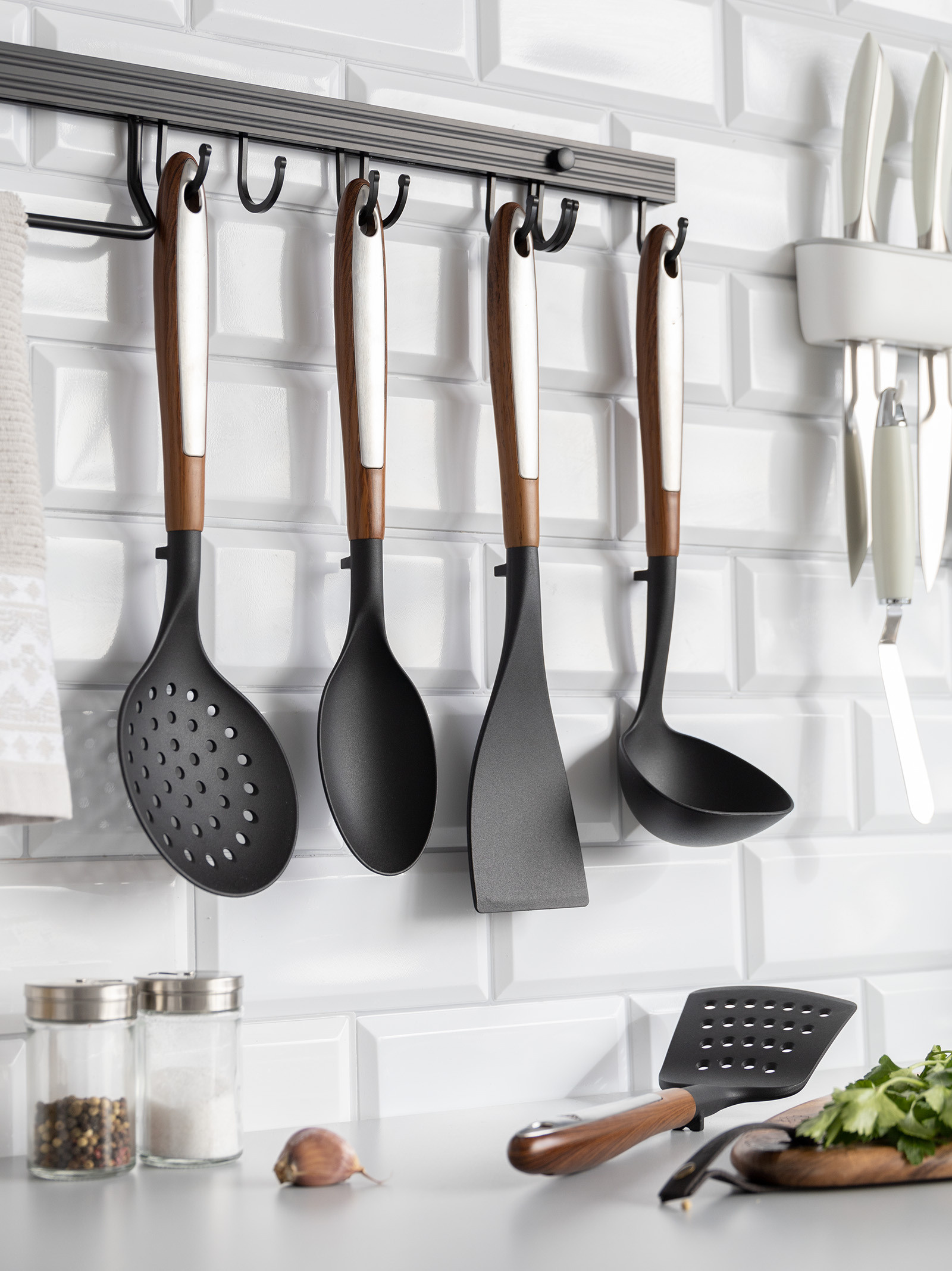 Имиджевая предметная съемка для Инстаграма, Вайлдберриз, Новосибирск. Съемка фото и видео для маркетплейсов Вайлдберриз, Озон в Новосибирске