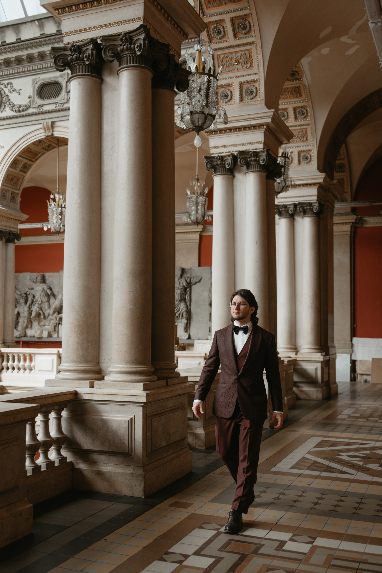 Закрытые места для свадебной фотосессии в дождь, осенью или зимой. Свадебный фотограф в Санкт-Петербурге Венера Ахметова