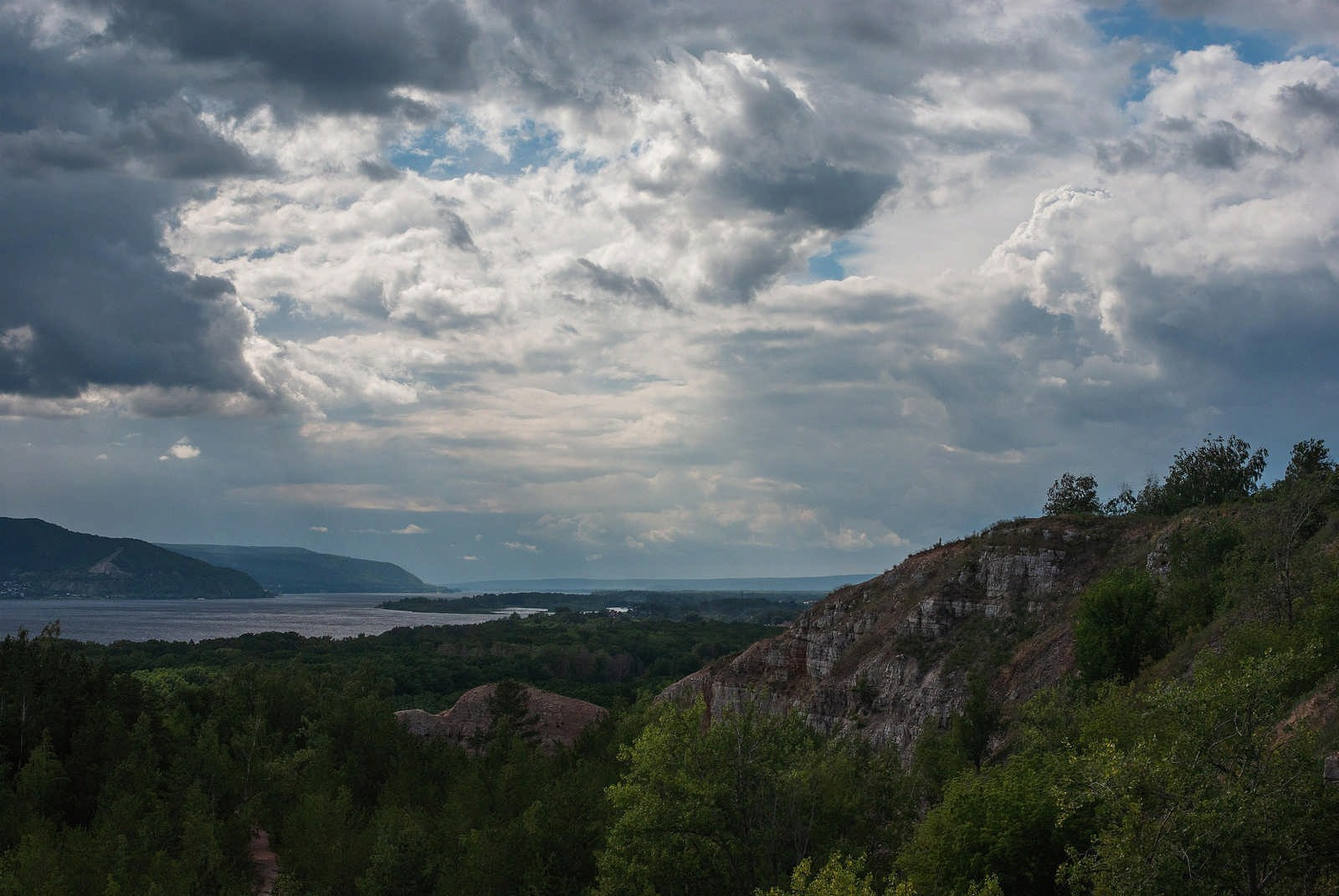 Фотограф Константин Ясинский