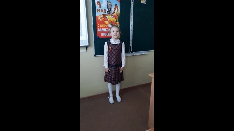 Мероприятия для юных кинологов — «Помним их имена», «Портрет фронтовой собаки». НРОО КЦ "Собаковод"