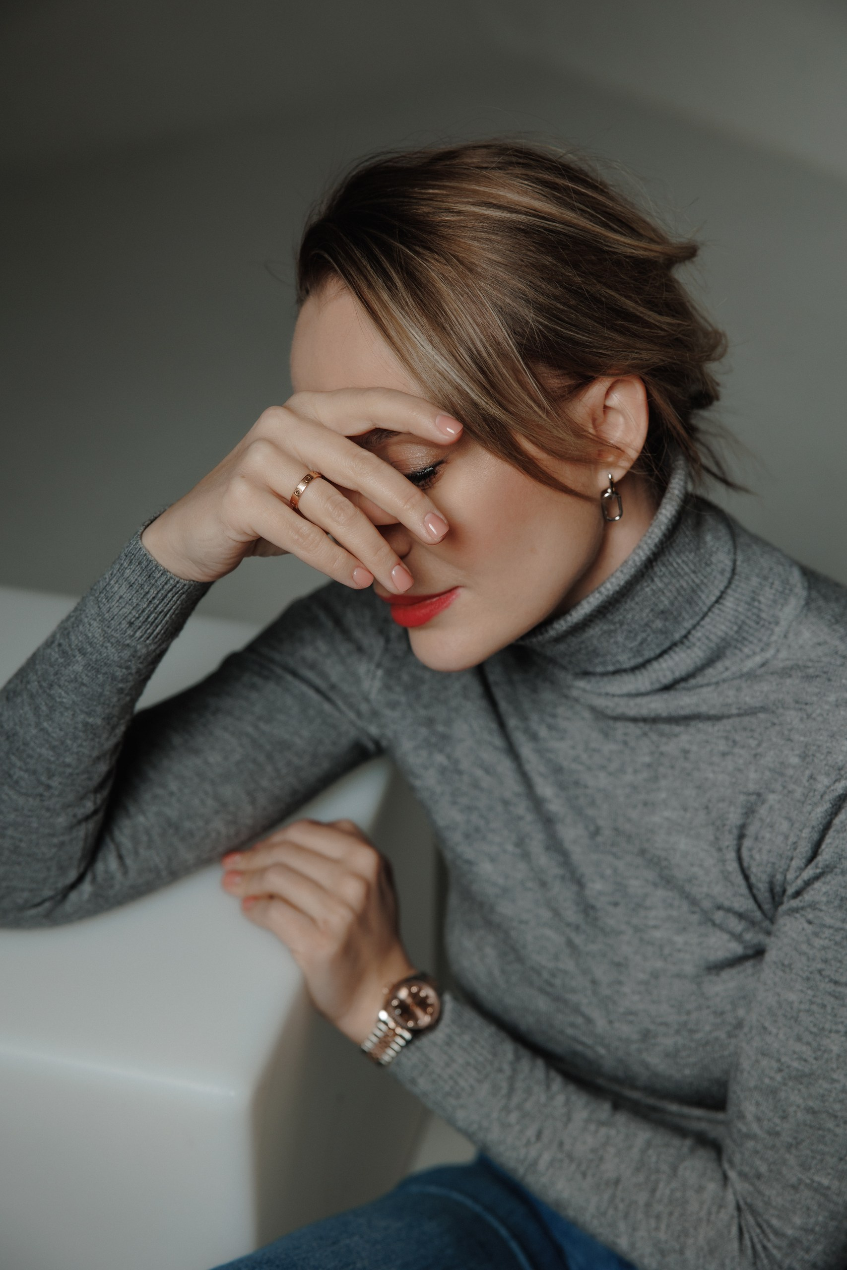 Портретный фотограф для контент съёмки в Новой Москве. Фотограф Москва. Портретный фотограф Александра Харитонова Москва Новая Москва Троицк