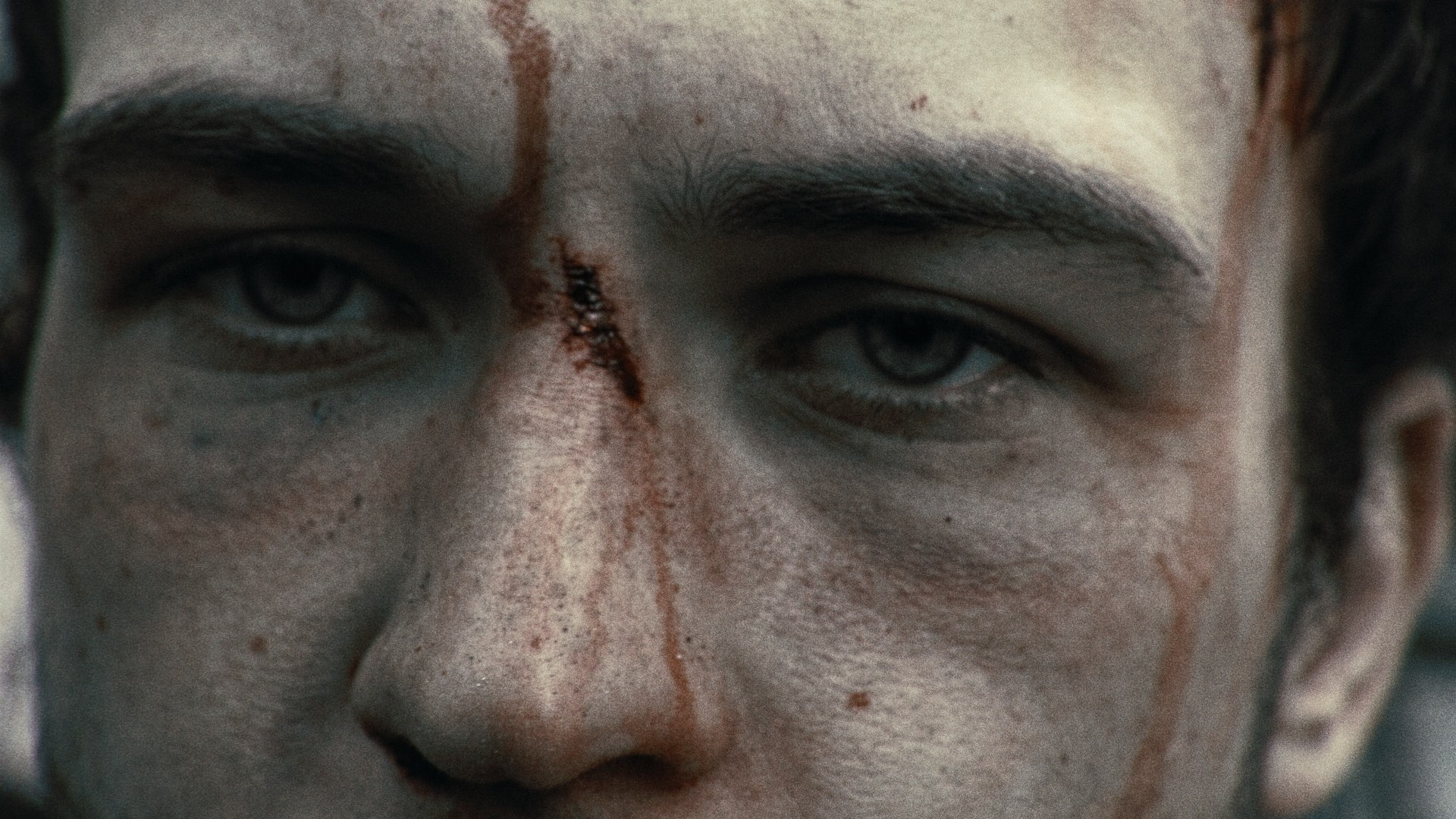 Музыкальный клип Таблетки. Цветокоррекция кино, рекламы и клипов. В Алматы и по всему миру. Юрий Косяков