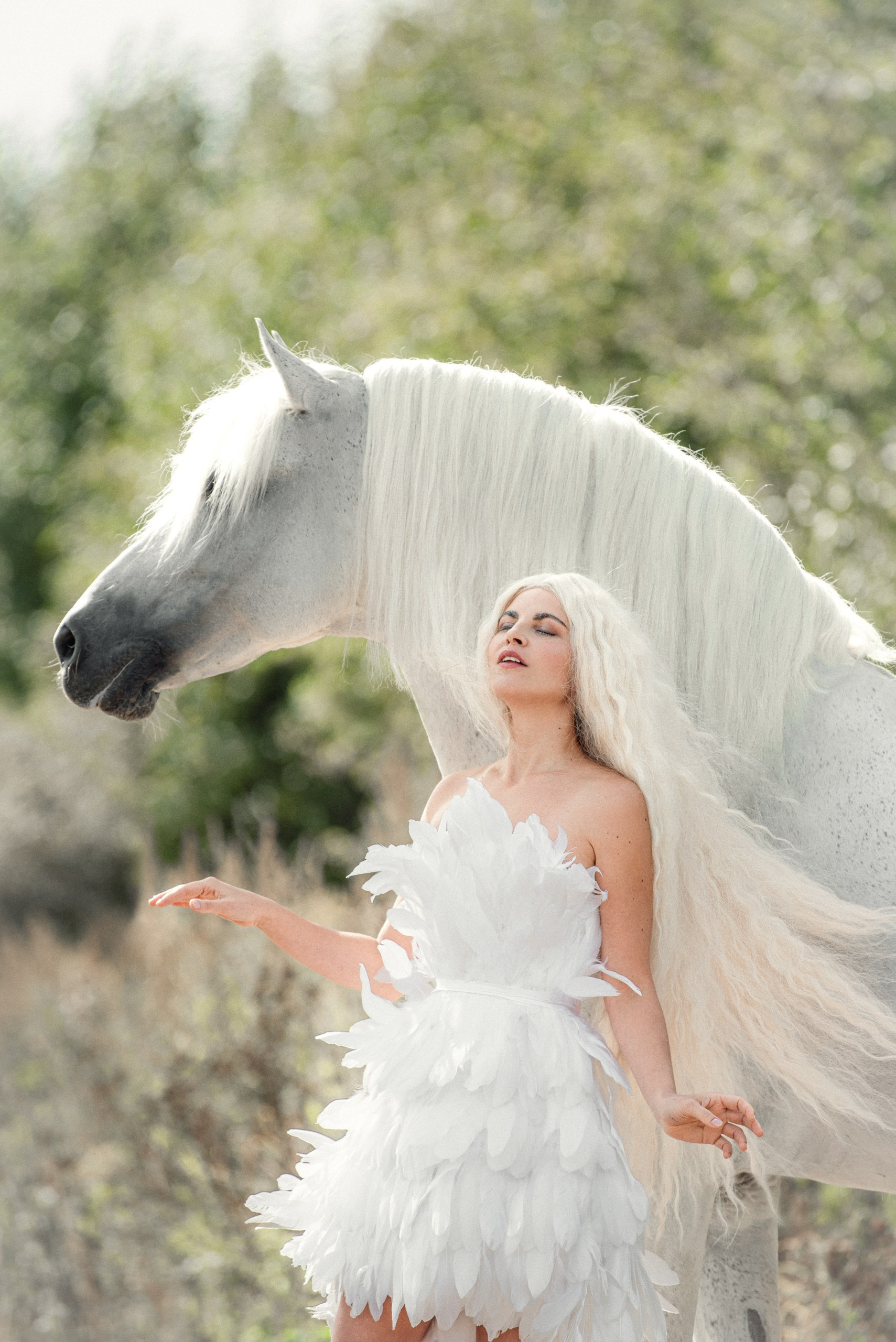 Арт-фотосессия с лошадьми для женщин