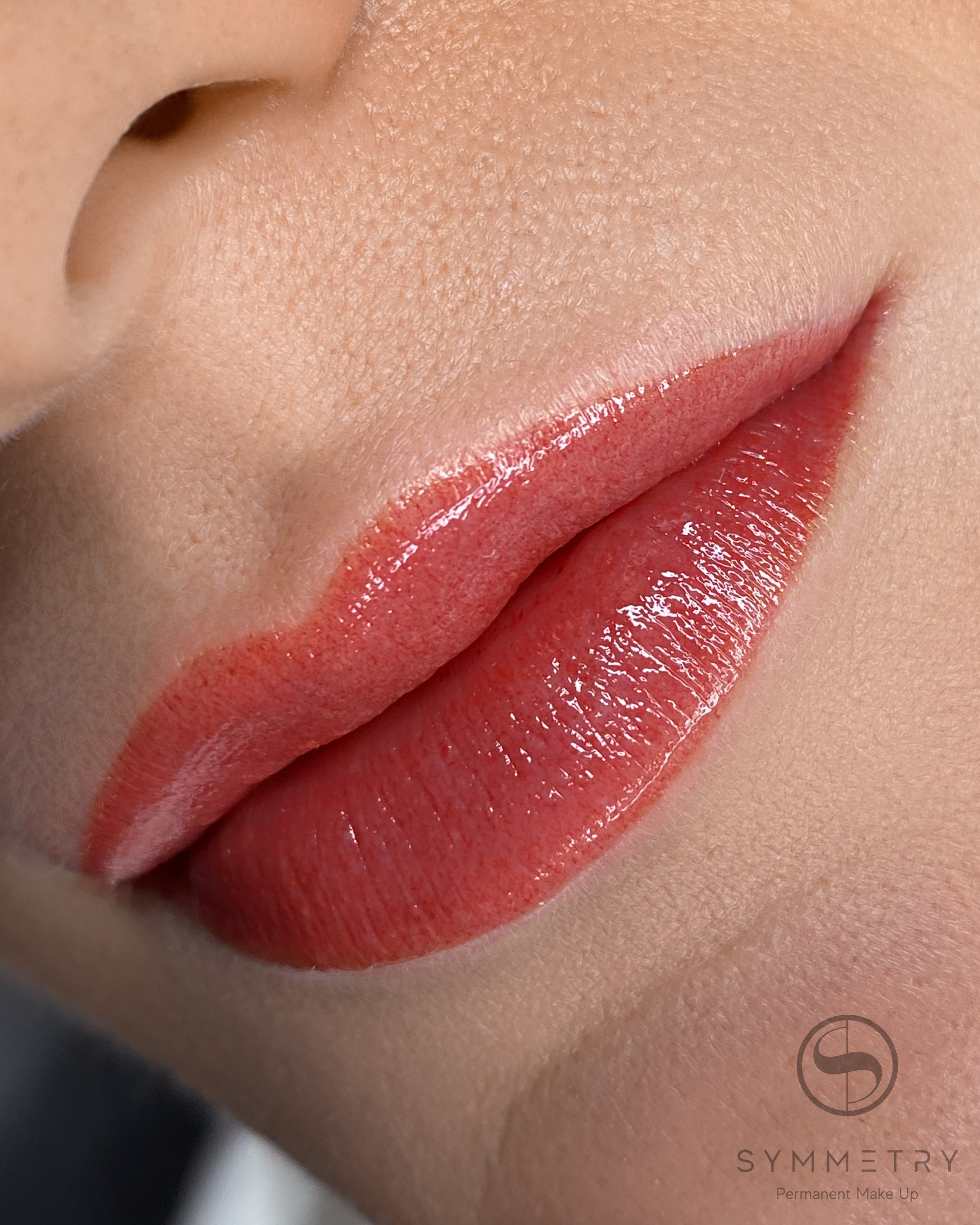 Дарья. Студия перманентного макияжа, косметологии и массажа SYMMETRY в Москве, м. Киевская