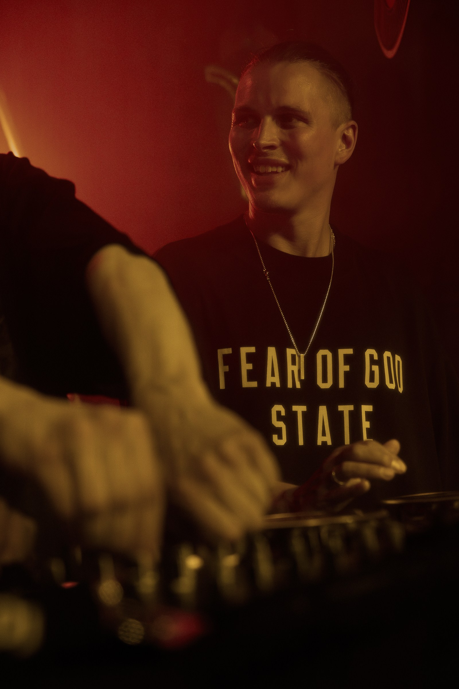 Фотограф на вечеринку спб. VERSLIBRE | Свадебный и репортажный фотограф в Санкт-Петербурге, Москве, и Поволжье