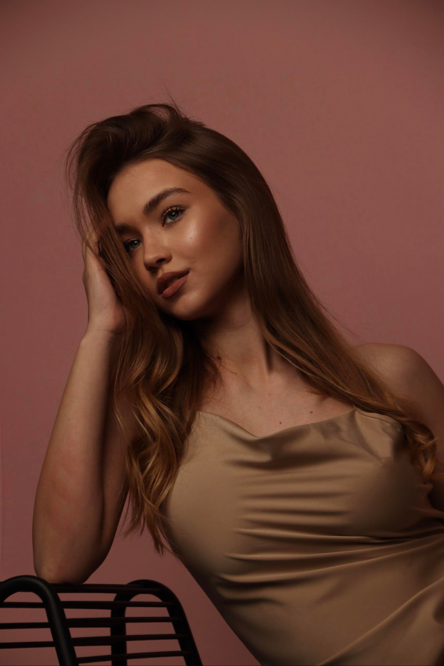 Творческая предметная съемка в Сочи для идеальной подачи ваших товаров.