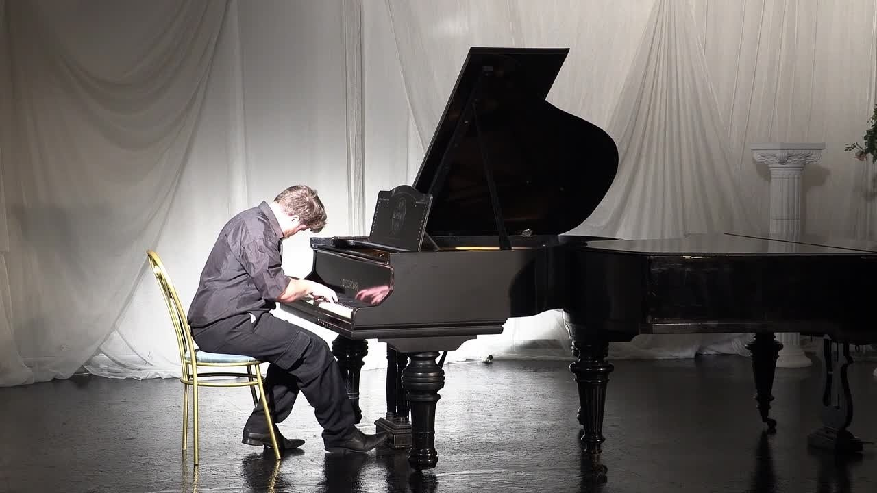 Марк Шубин — пианист, композитор. Дом Шрёдера