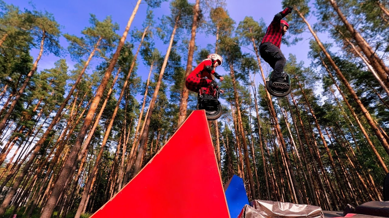 Моноколесо, немного видео. Дмитрий и Виктория