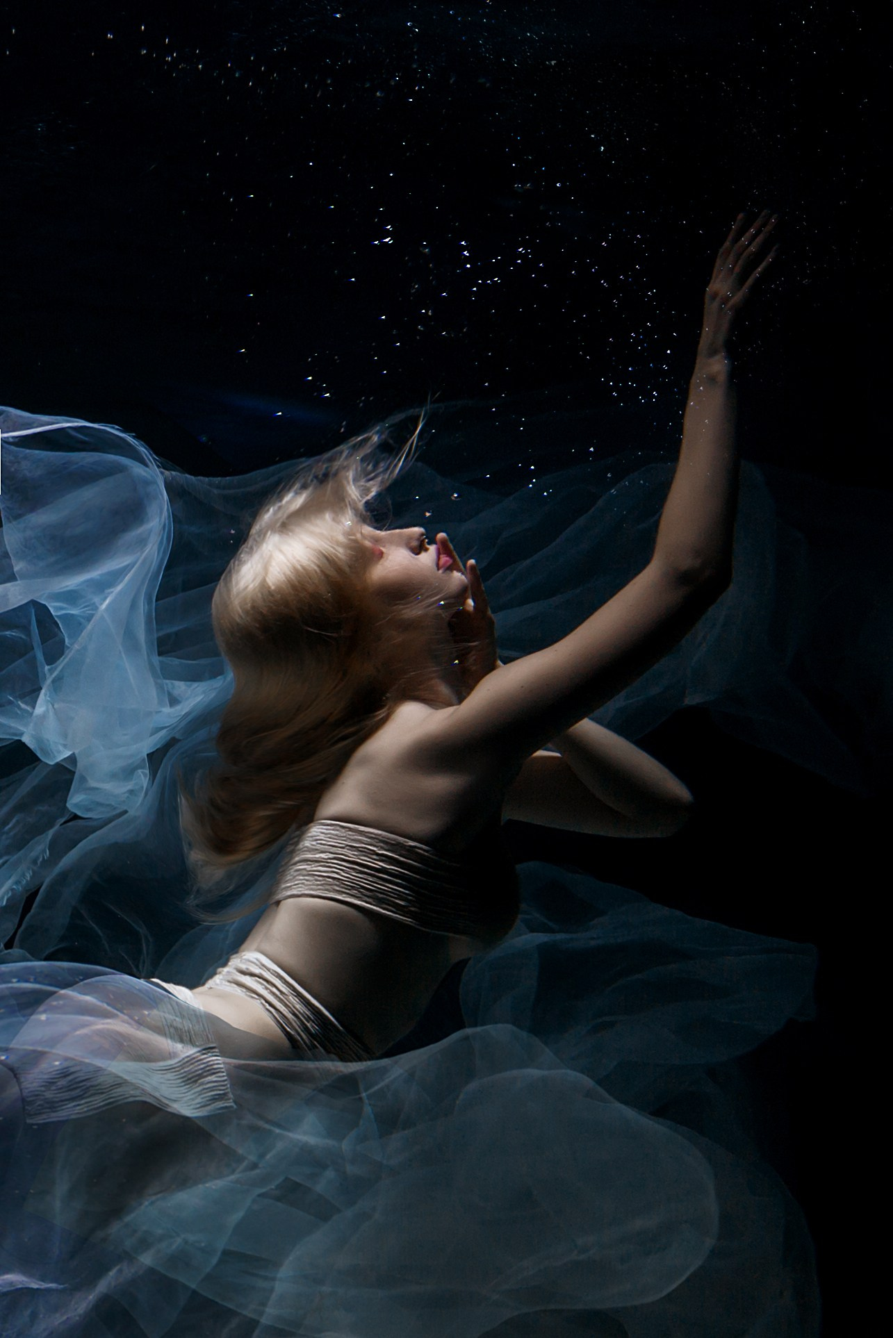 Главная. Профессиональная модель и блогер Сандра Капшук