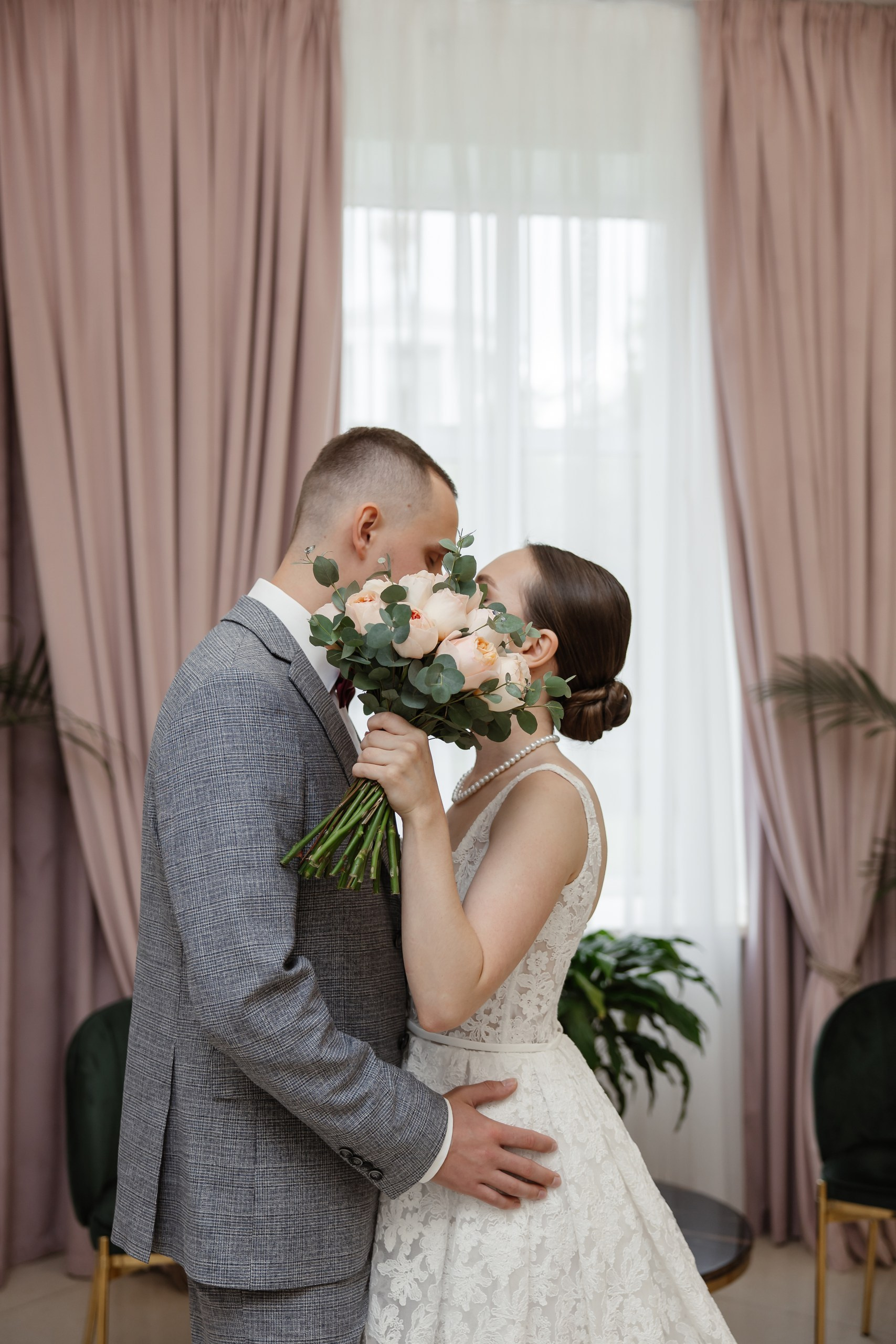 Свадебная фотосессия: 5 ошибок позирования. Как красиво получиться на фото, не будучи моделью. Фотограф, видеограф на свадьбу в Москве Никита Назаров