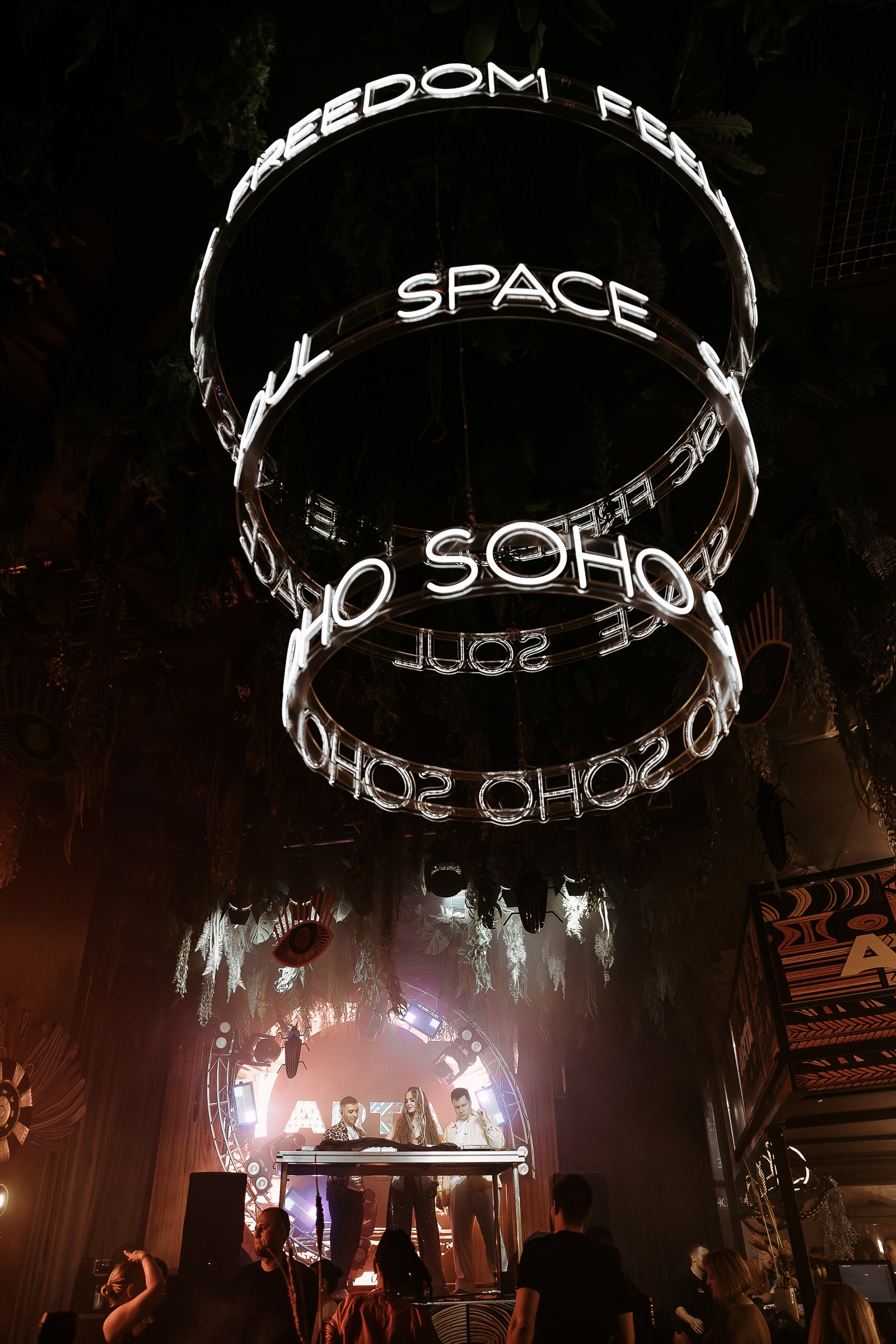 Фотограф на вечеринку спб. VERSLIBRE | Свадебный и репортажный фотограф в Санкт-Петербурге, Москве, и Поволжье